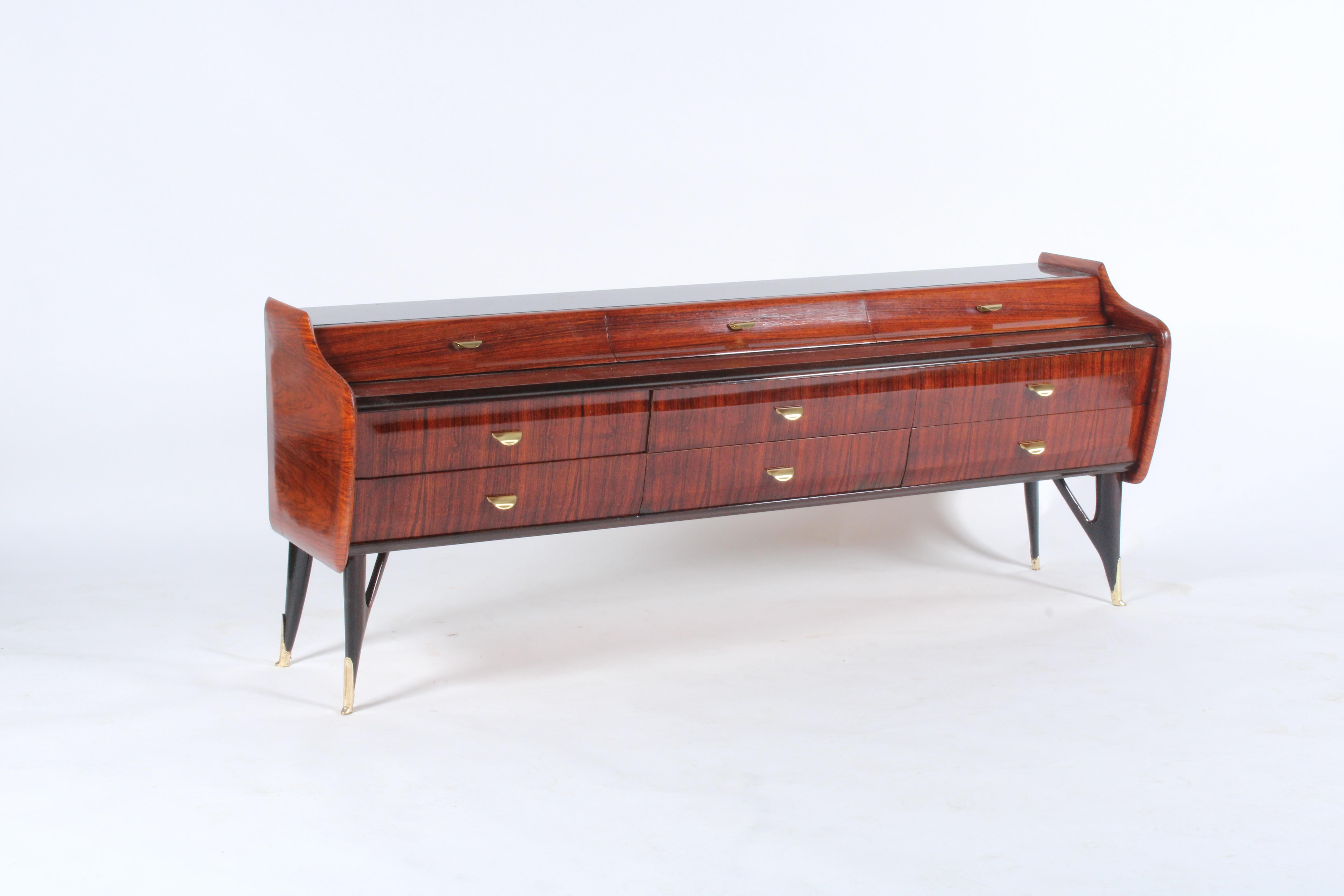 Mid-20th Century Super Stylish Midcentury Italian Sideboard in the Manner of Ico Parisi For Sale