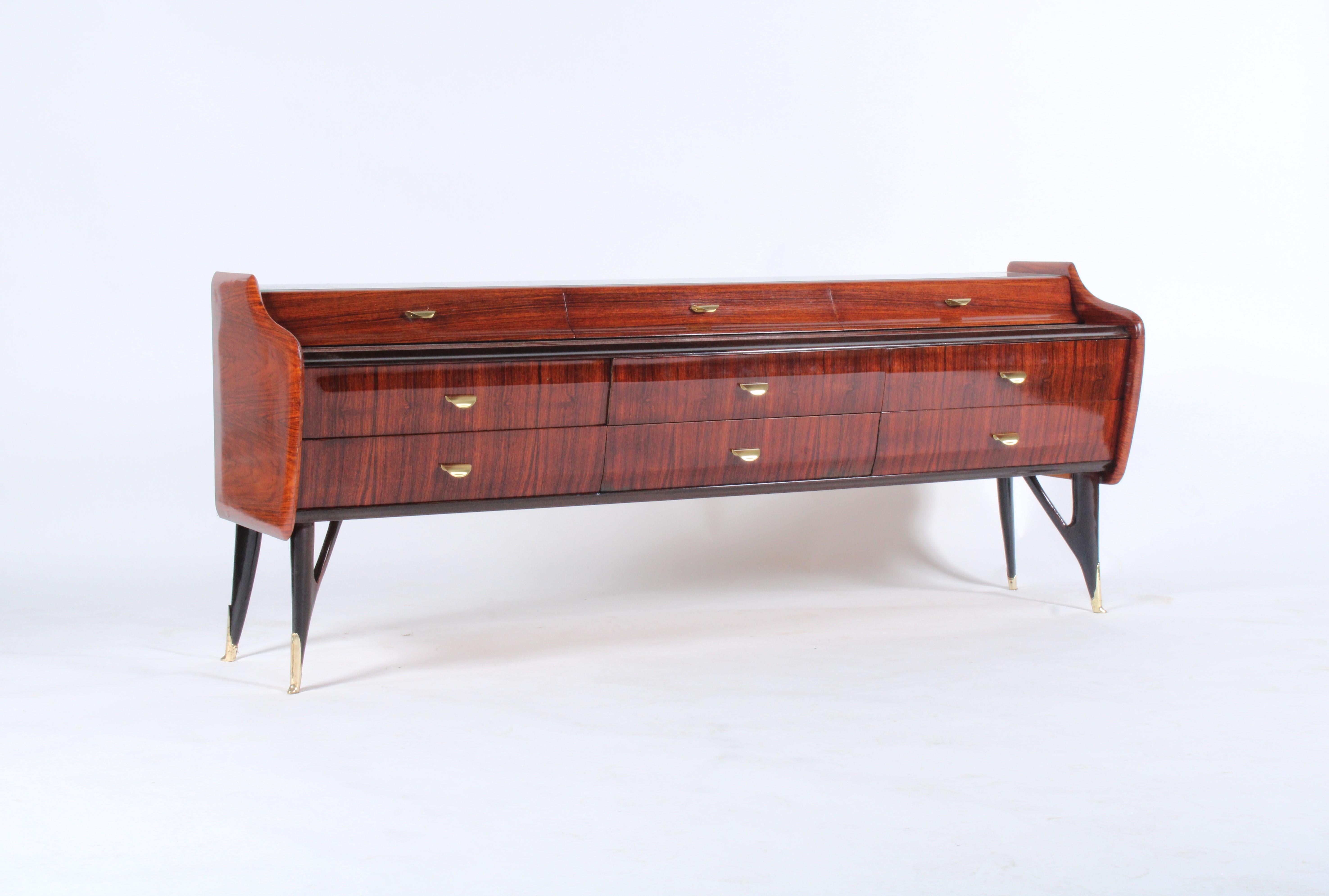 Super Stylish Midcentury Italian Sideboard in the Manner of Ico Parisi For Sale 1