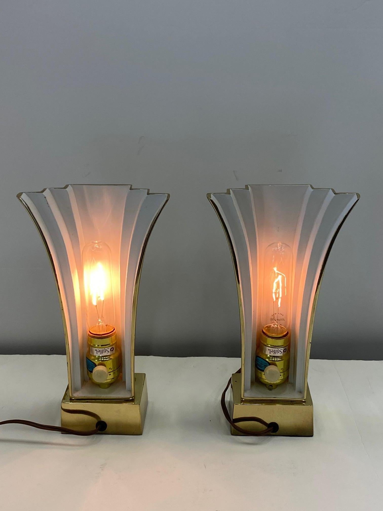 Super Stylish Pair of Mid Century Art Deco Brass Table Lamps by Stiffel 4
