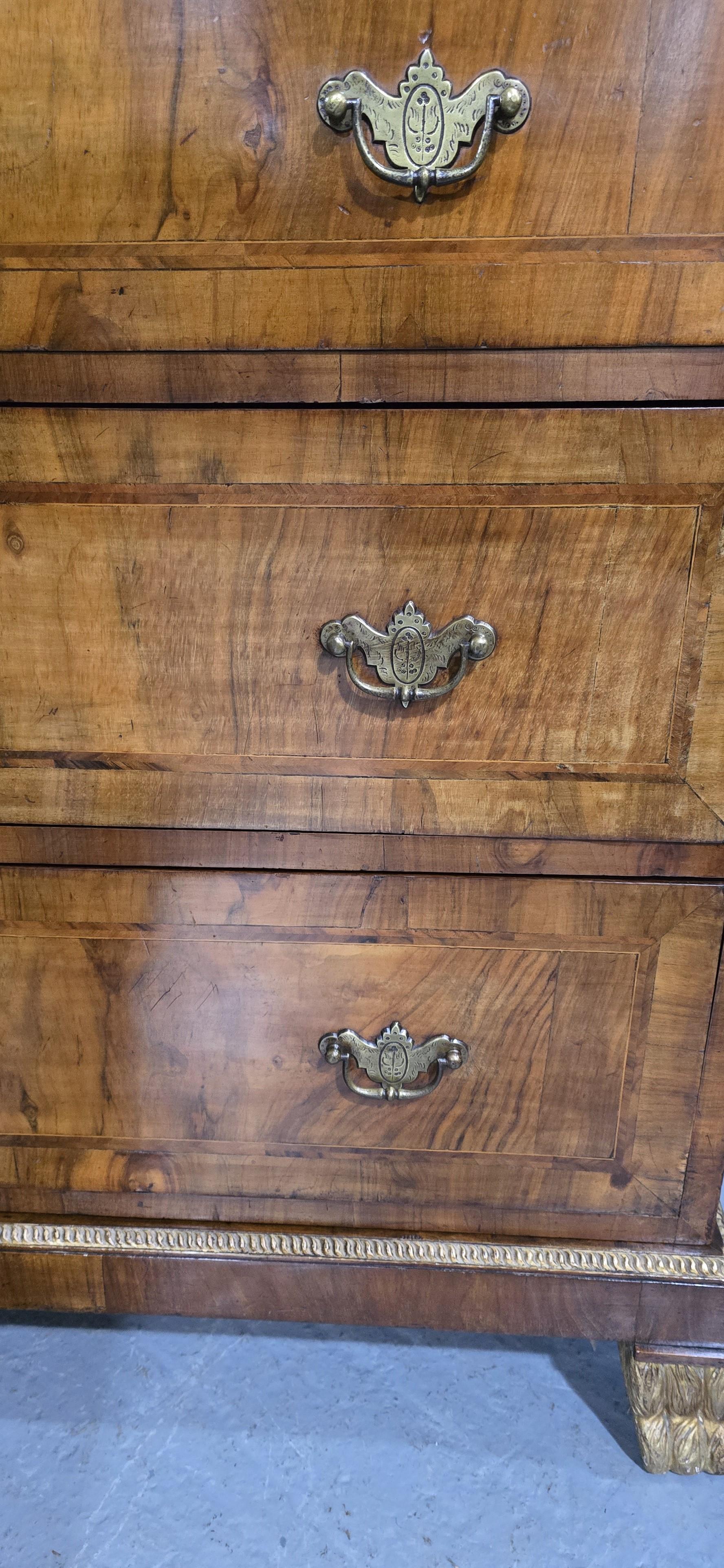 Super commode en noyer Bon état - En vente à Swadlincote, GB