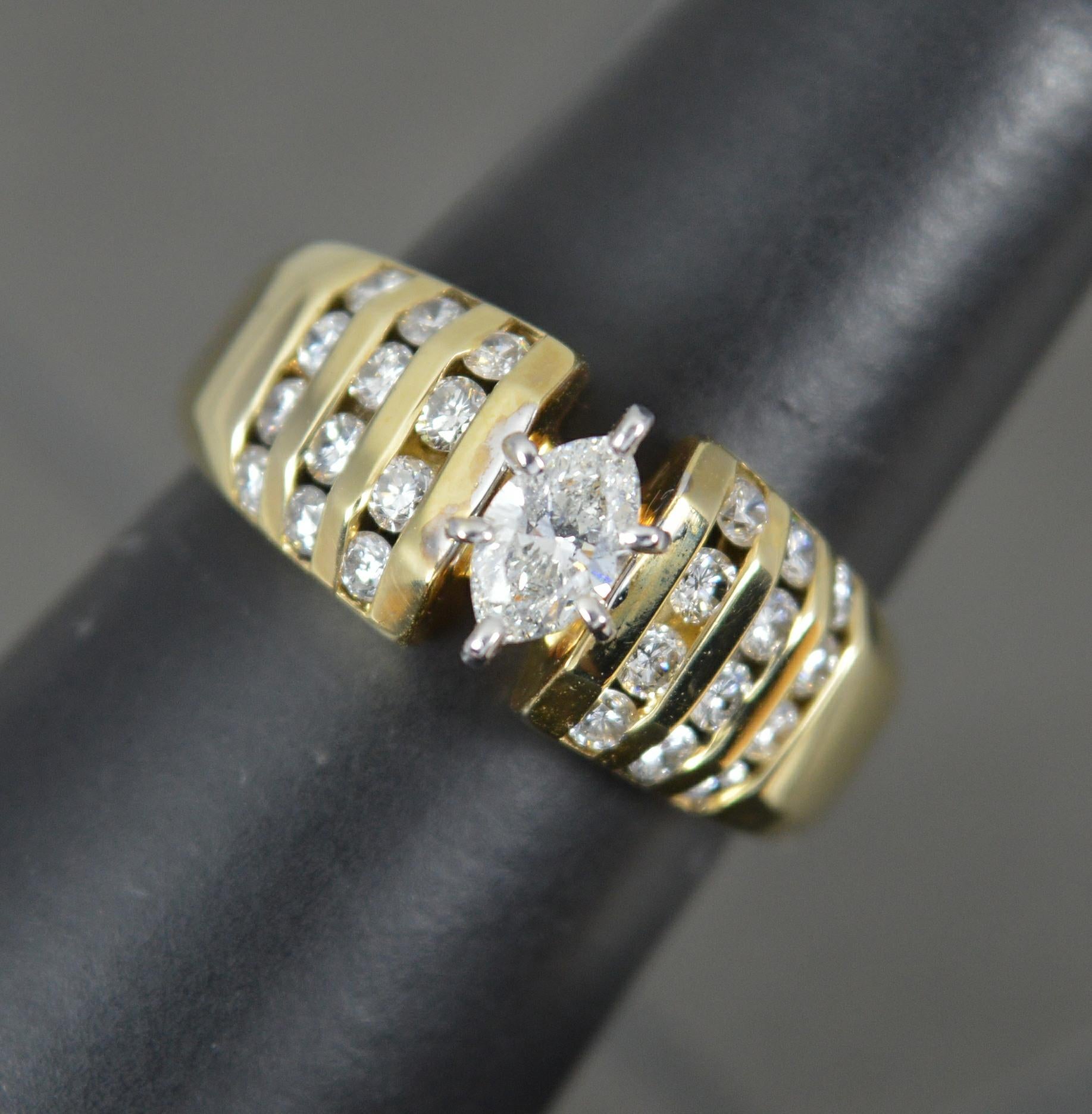 Superb 1.00ct Diamond and 14ct Gold Engagement Cluster Ring For Sale 8