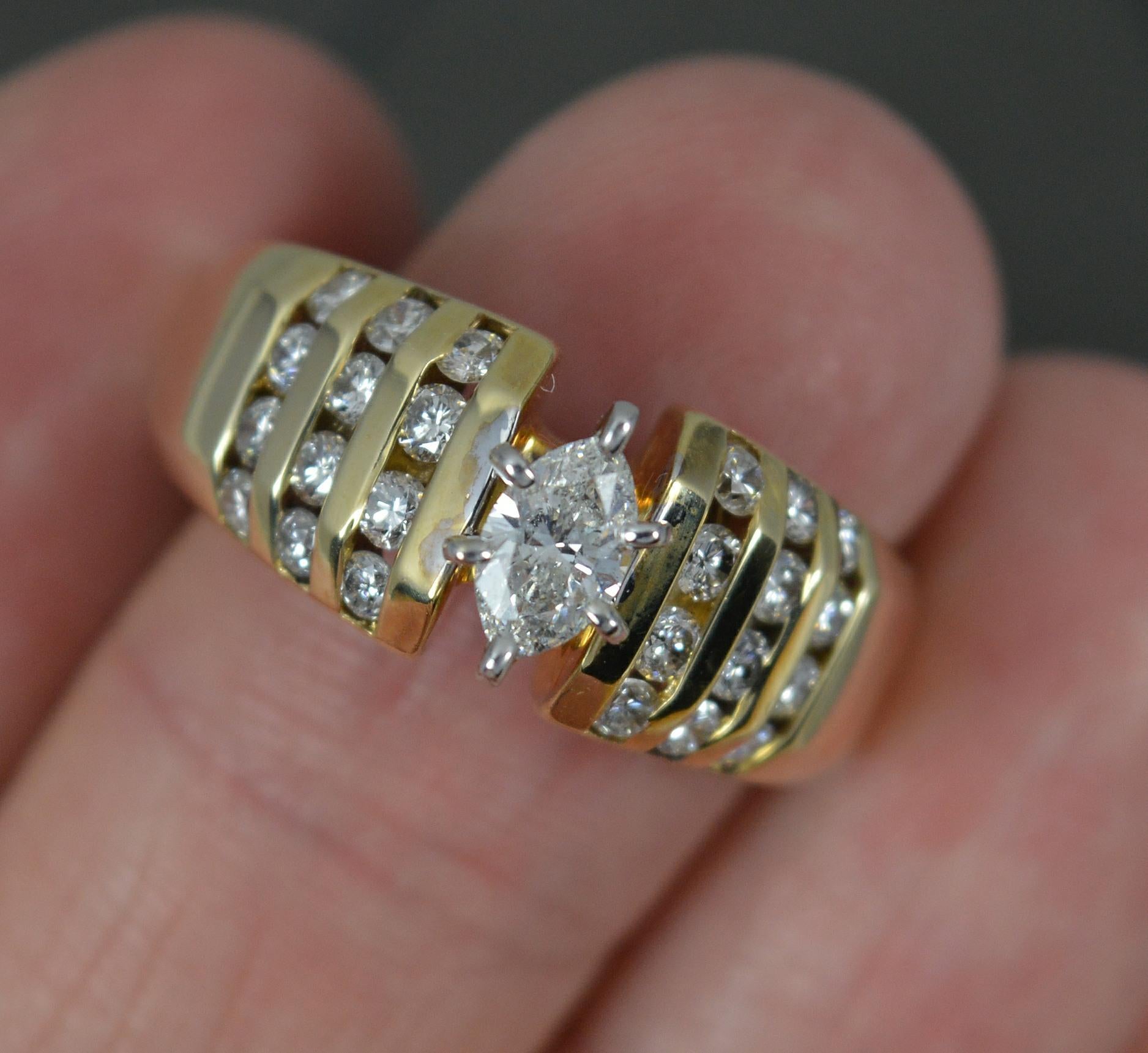 Superb 1.00ct Diamond and 14ct Gold Engagement Cluster Ring For Sale 1