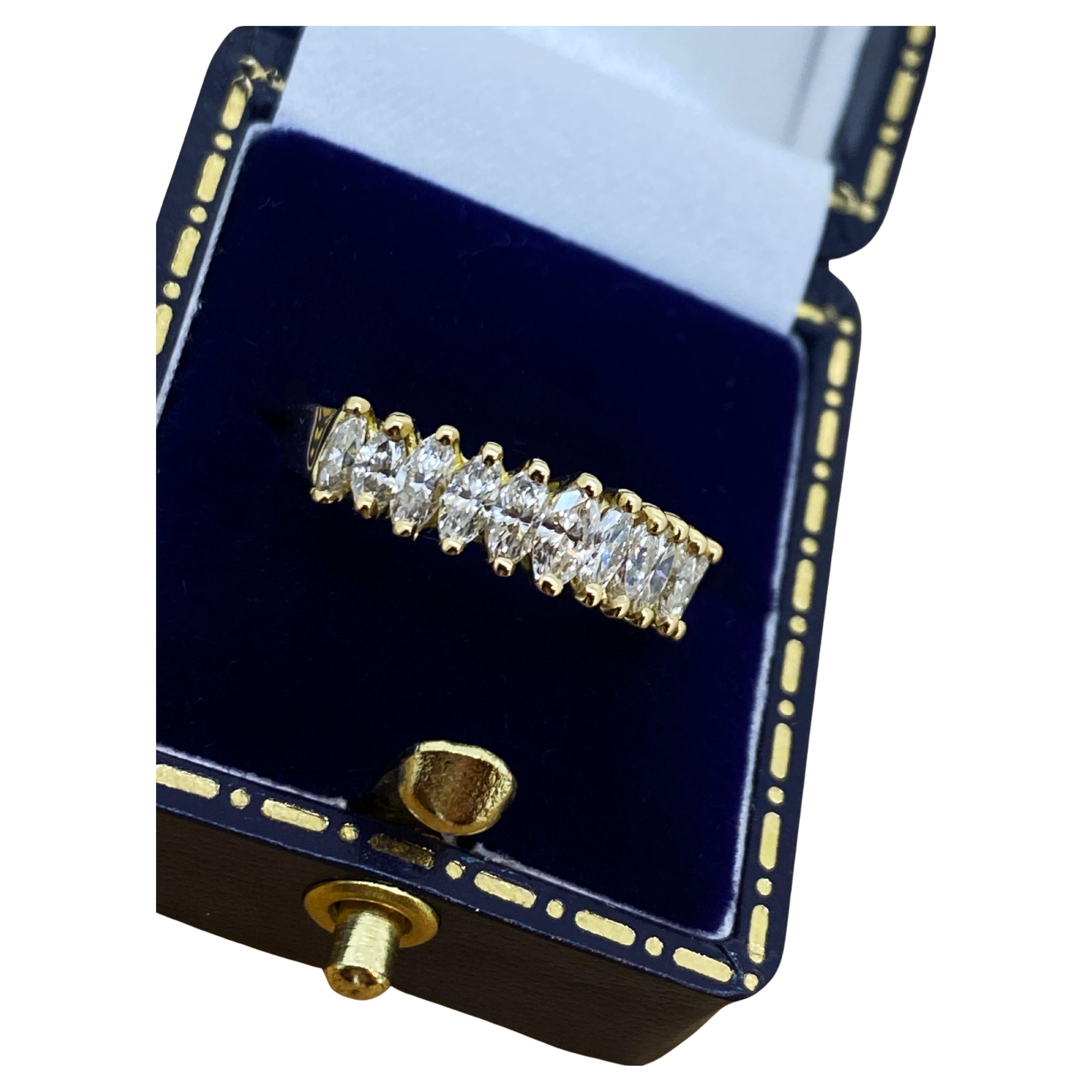 Superb 1.00ct Marquise Cut Diamond (x 11) Cluster Ring / Band in 18K Yellow Gold