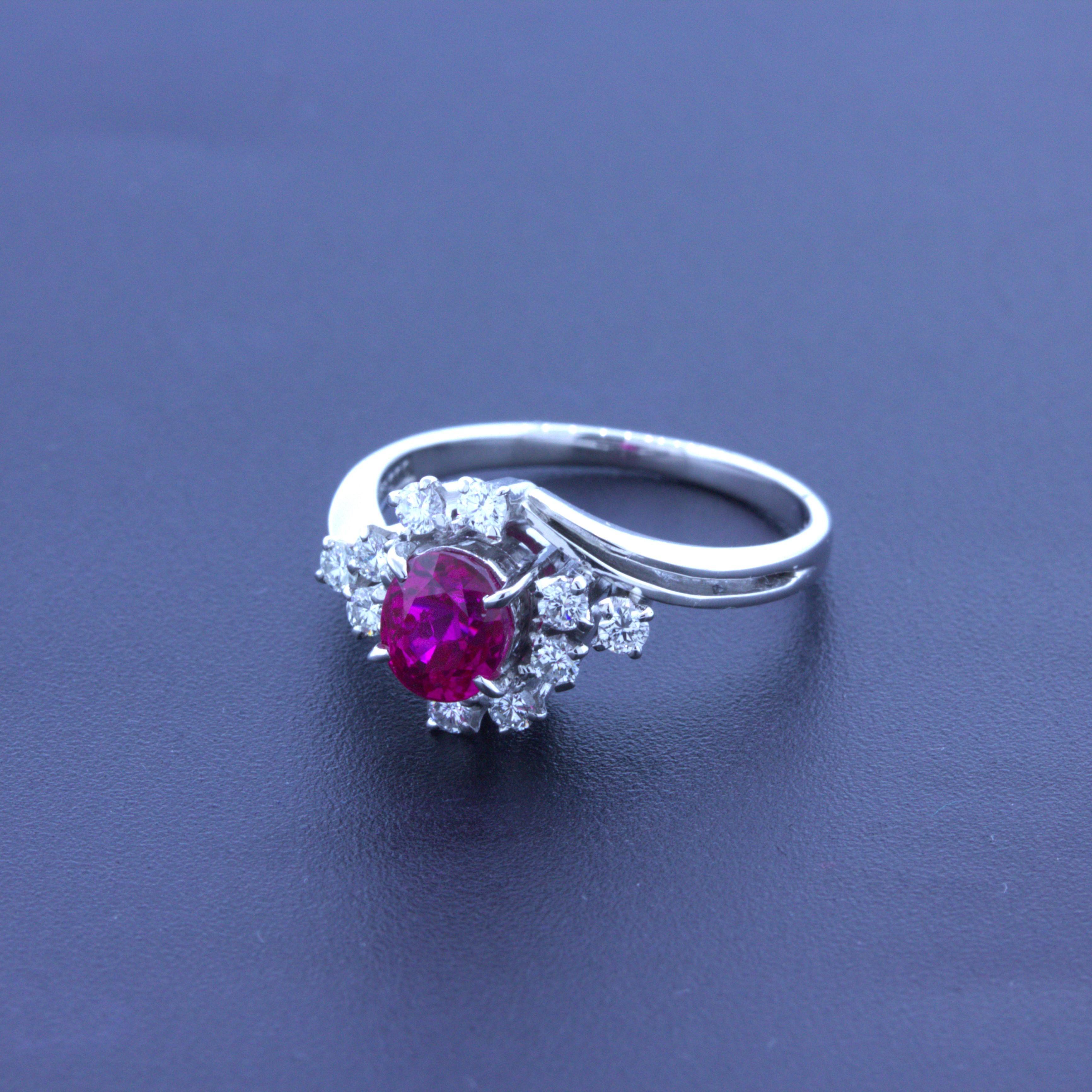 Oval Cut Superb 1.01 Carat Ho-Heat Burmese Ruby Diamond Platinum Ring, GIA Certified For Sale