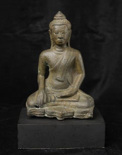 Hervorragender ThaiBuddha aus dem 13. Jahrhundert. 10077