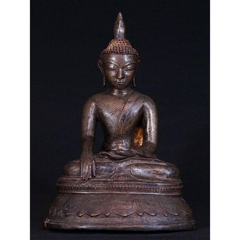 Superb. 14-15th century Toungoo Buddha from Burma For Sale 10