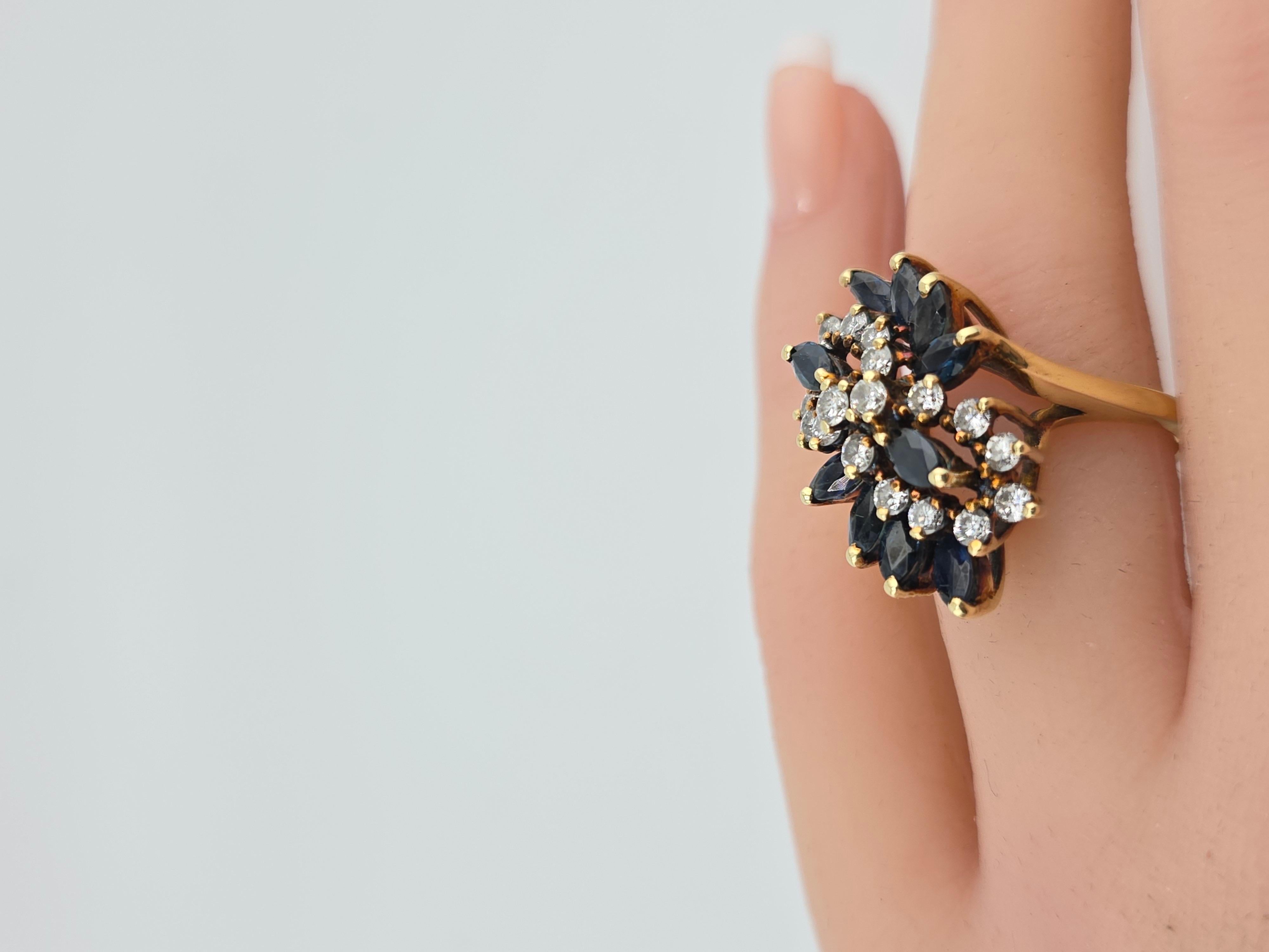 Hervorragender Ring aus 14 Karat Gelbgold mit Diamant und Saphir 1