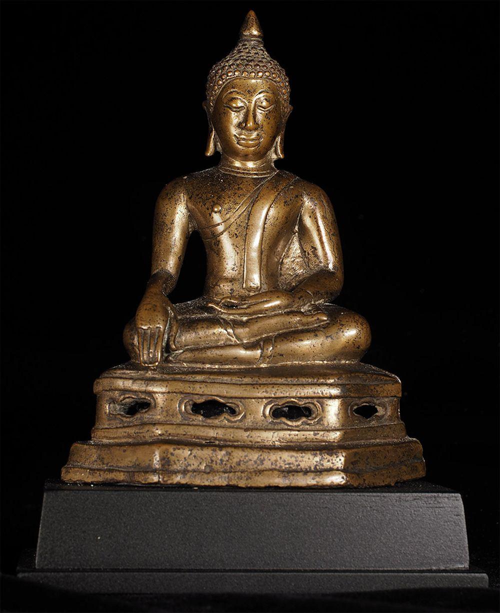 Superb 15/16th C Northern Thai Bronze Buddha, 8491 In Good Condition For Sale In Ukiah, CA