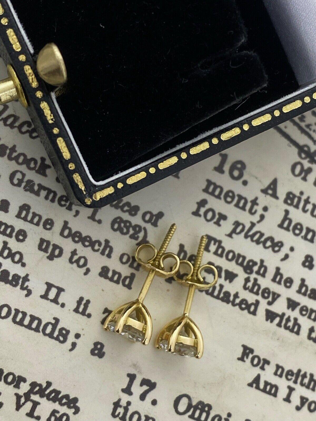 Women's Superb 1.60ct (total) Old-European Cut Diamond Stud Earrings in 18K Yellow Gold