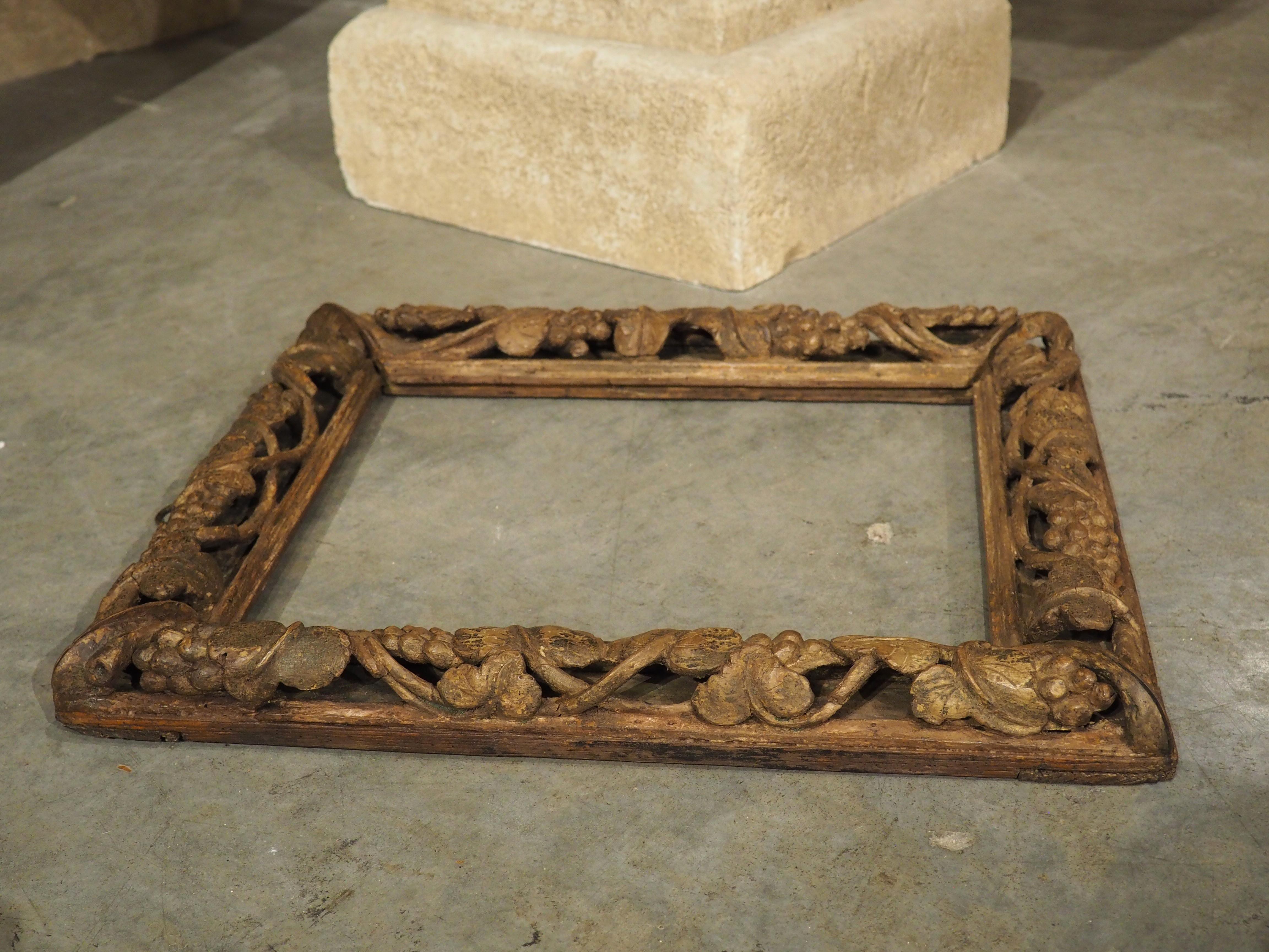 Renaissance Superb 16th Century Carved Wooden Frame with Pierced Grapevine Frieze For Sale