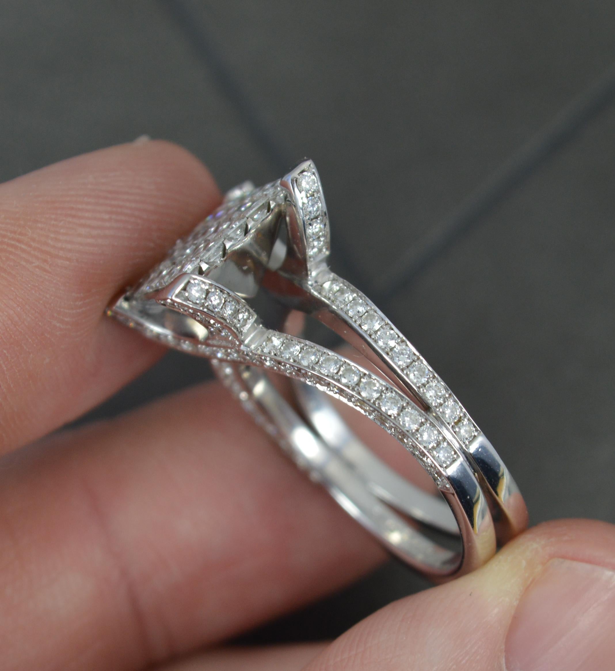 Superb 18ct White Gold and 2.25ct Diamond Cluster Statement Ring For Sale 2