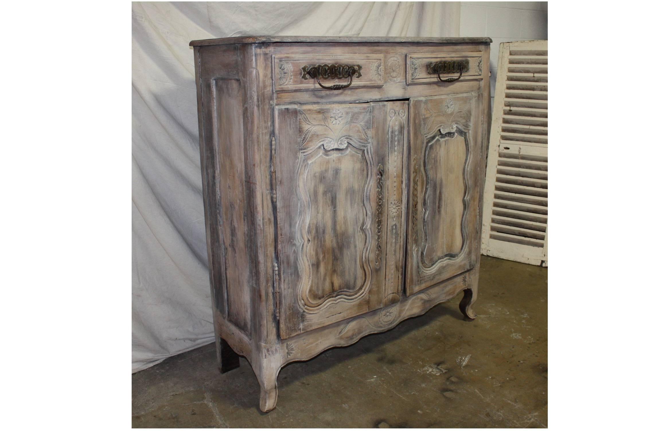 Superb 18th Century French Buffet For Sale 1
