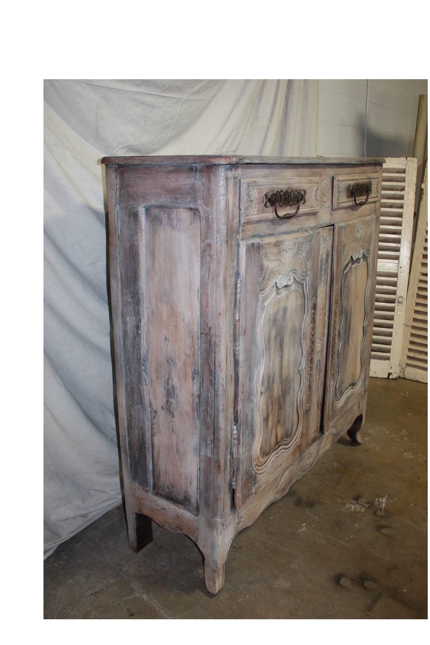 Superbo buffet francese del XVIII secolo In condizioni buone in vendita a Stockbridge, GA