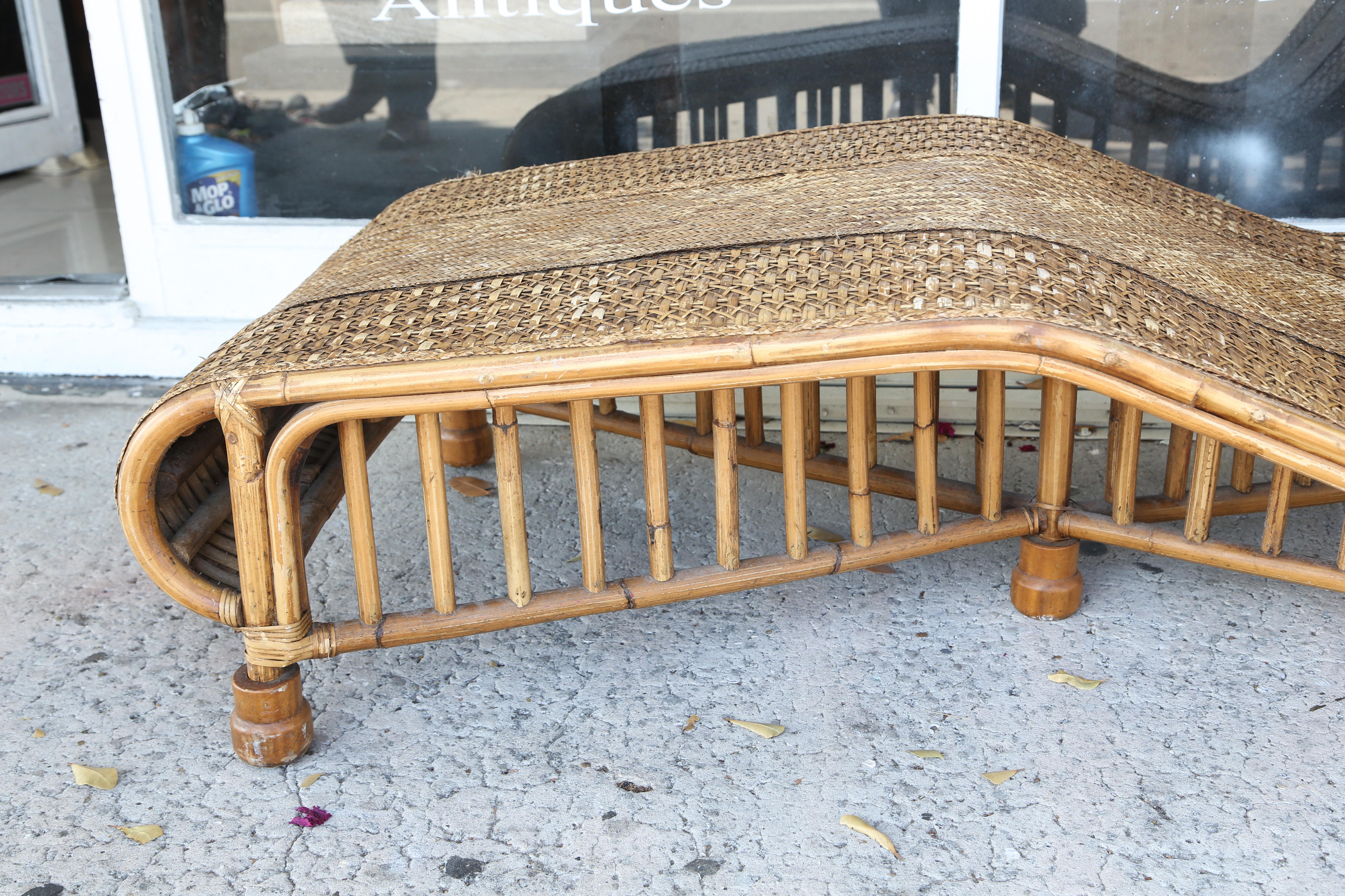 Superb 1920s Modern Rattan Daybed or Long Chair 2