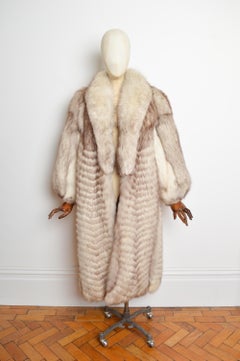 Superb 1980’s Vintage Arctic Fox Full Length White Vintage Fur Coat