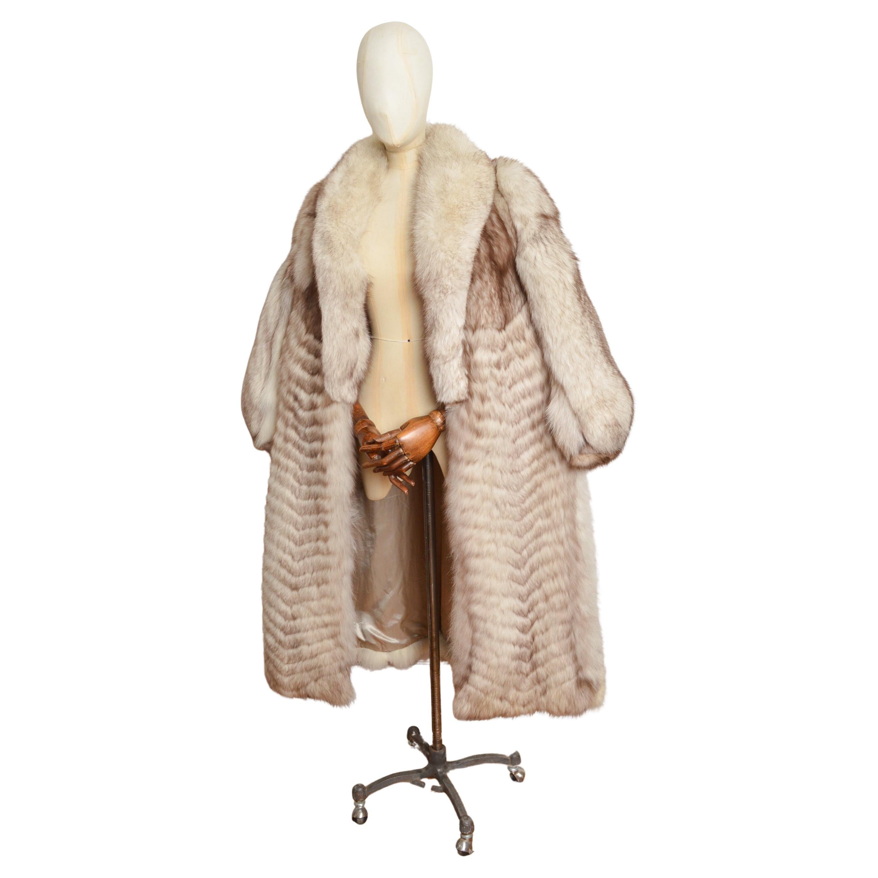 Superbo cappotto vintage anni '80 in pelliccia di volpe artica bianca a tutta lunghezza