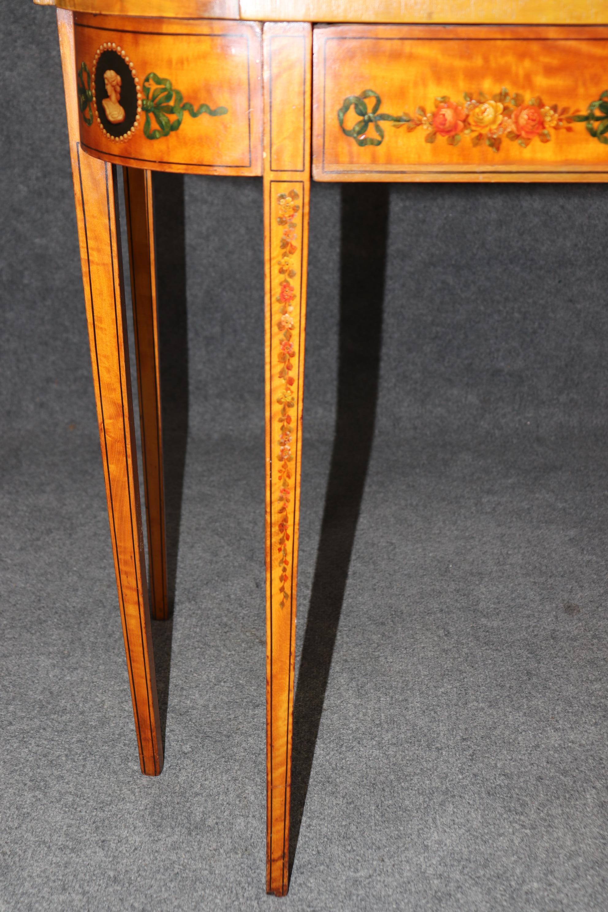 Superbe table centrale anglaise du 19ème siècle décorée de peinture Adams en bois de citronnier en vente 4