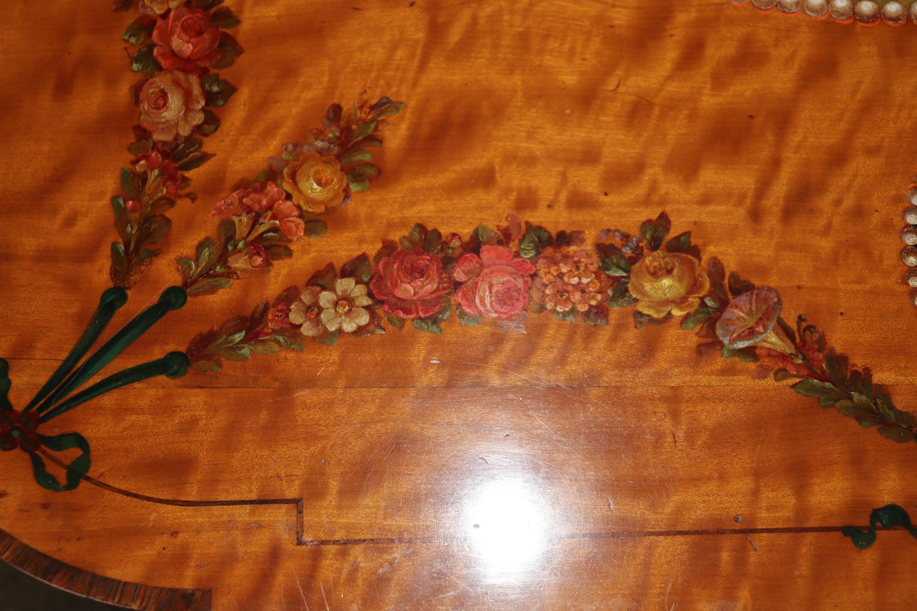 Superbe table centrale anglaise du 19ème siècle décorée de peinture Adams en bois de citronnier en vente 8