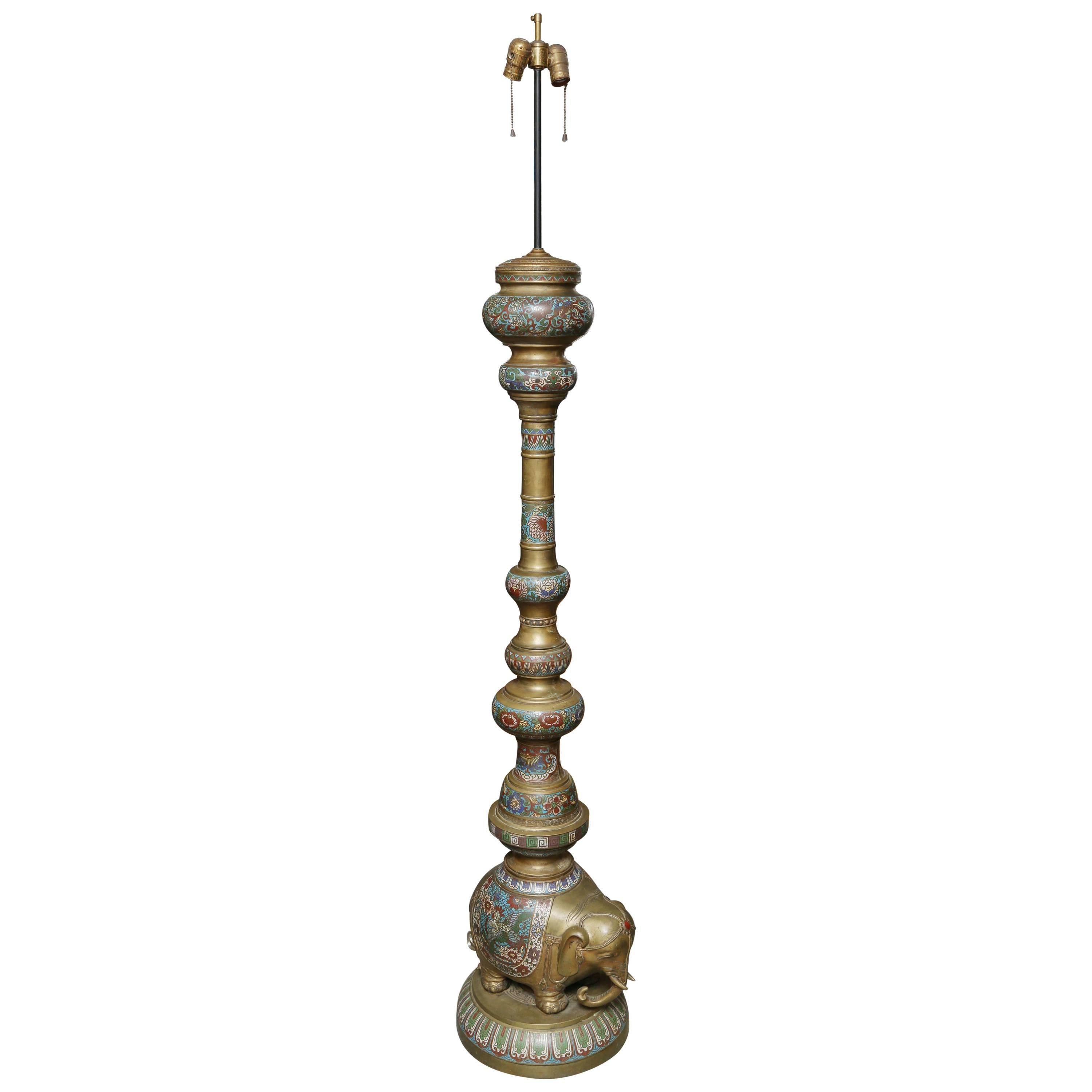 Superbe lampadaire cloisonné du 19ème siècle
