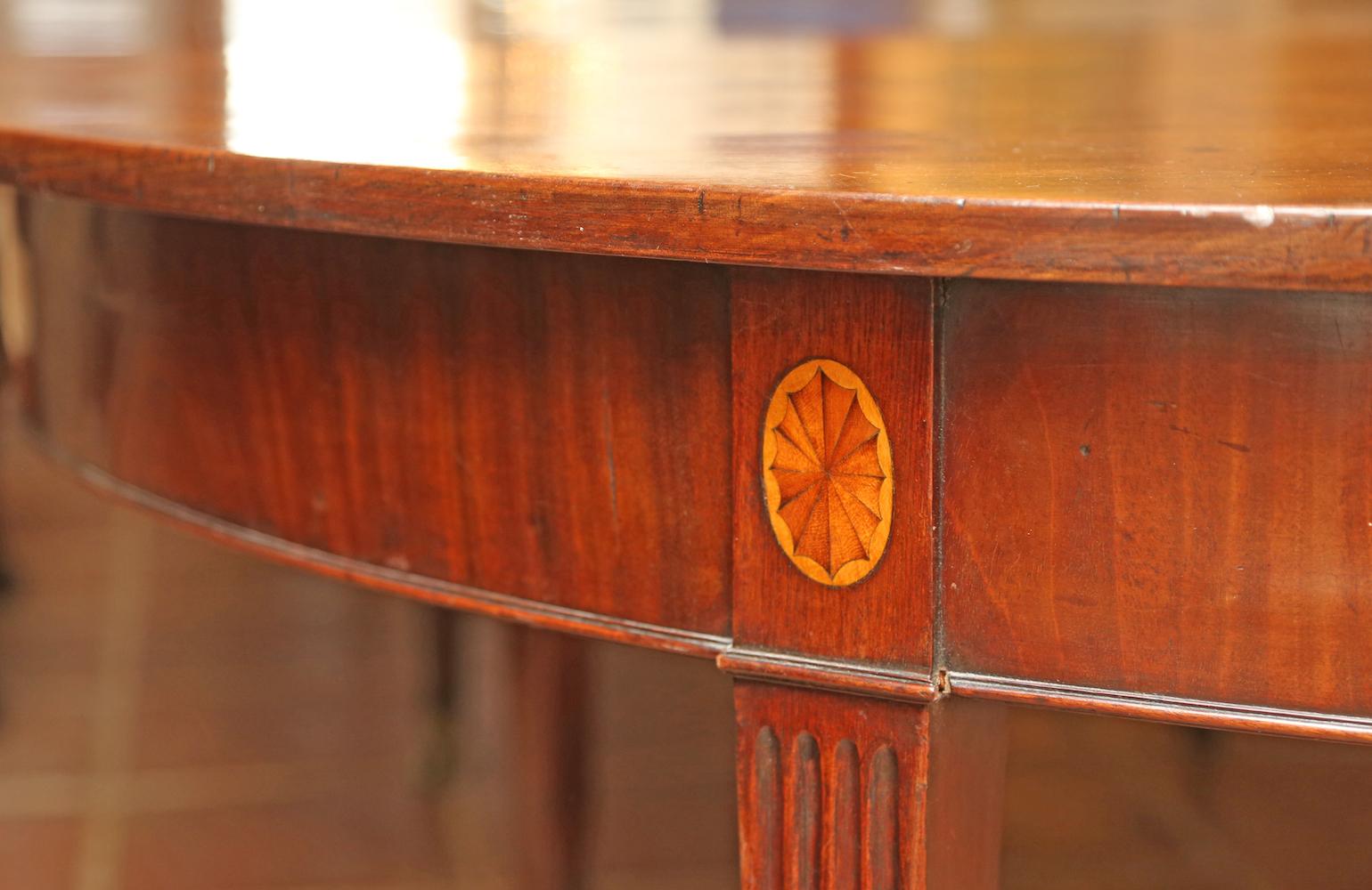 Superb 19th Century English Georgian Mahogany Dining Table In Good Condition In West Palm Beach, FL