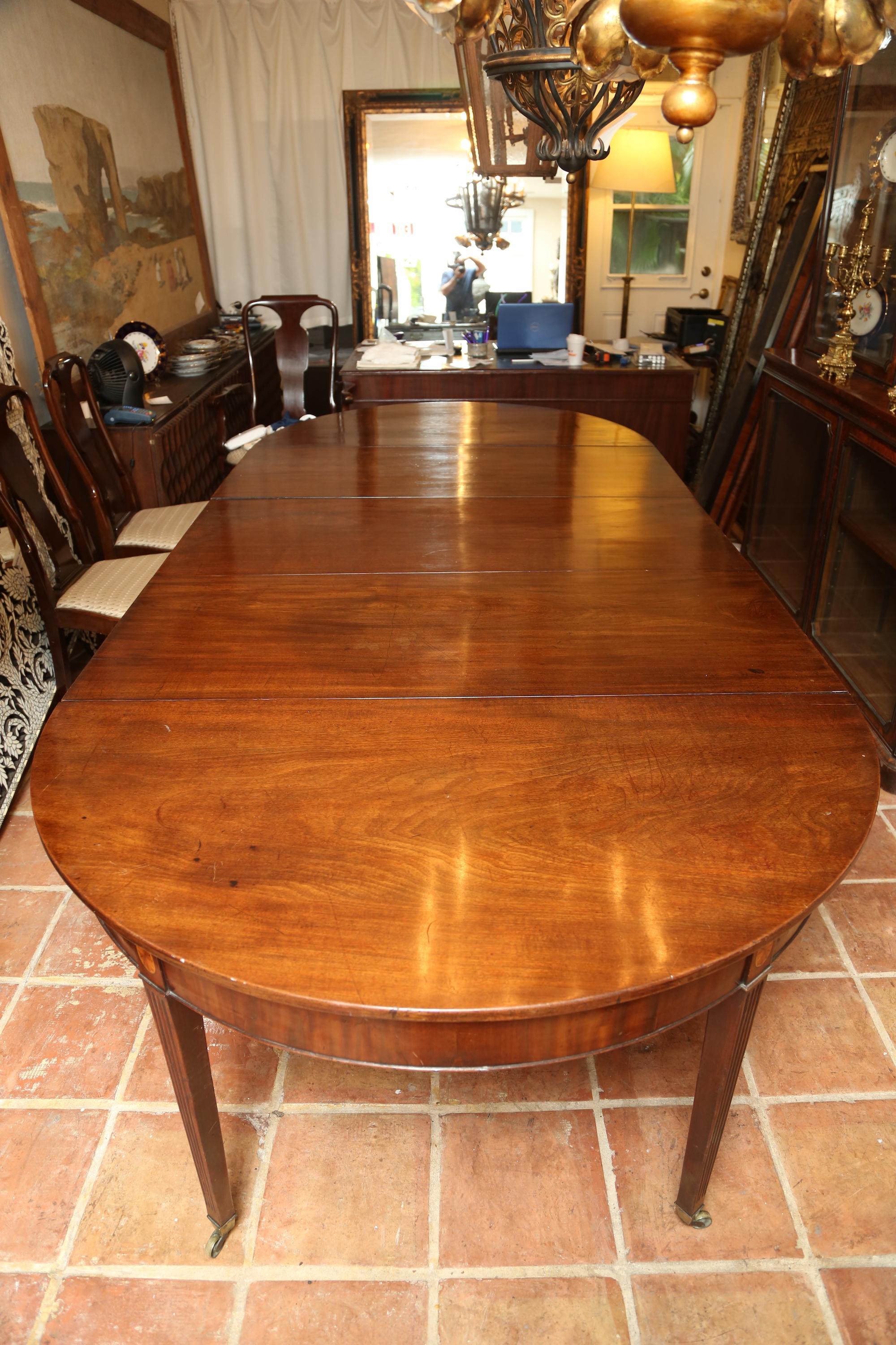 Superb 19th Century English Georgian Mahogany Dining Table 2