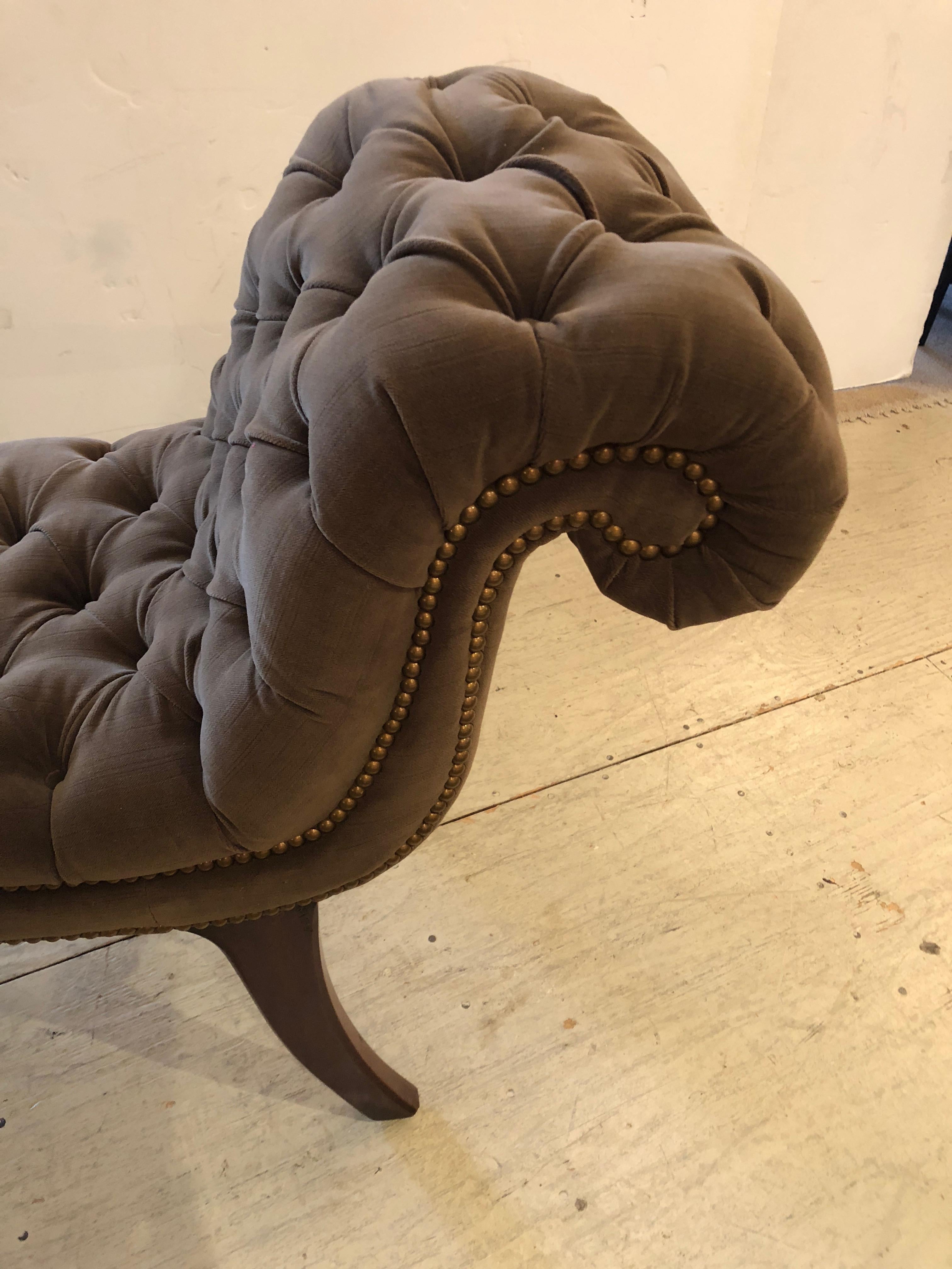 Superb 19th Century English Regency Tufted Velvet Bench In Excellent Condition In Hopewell, NJ