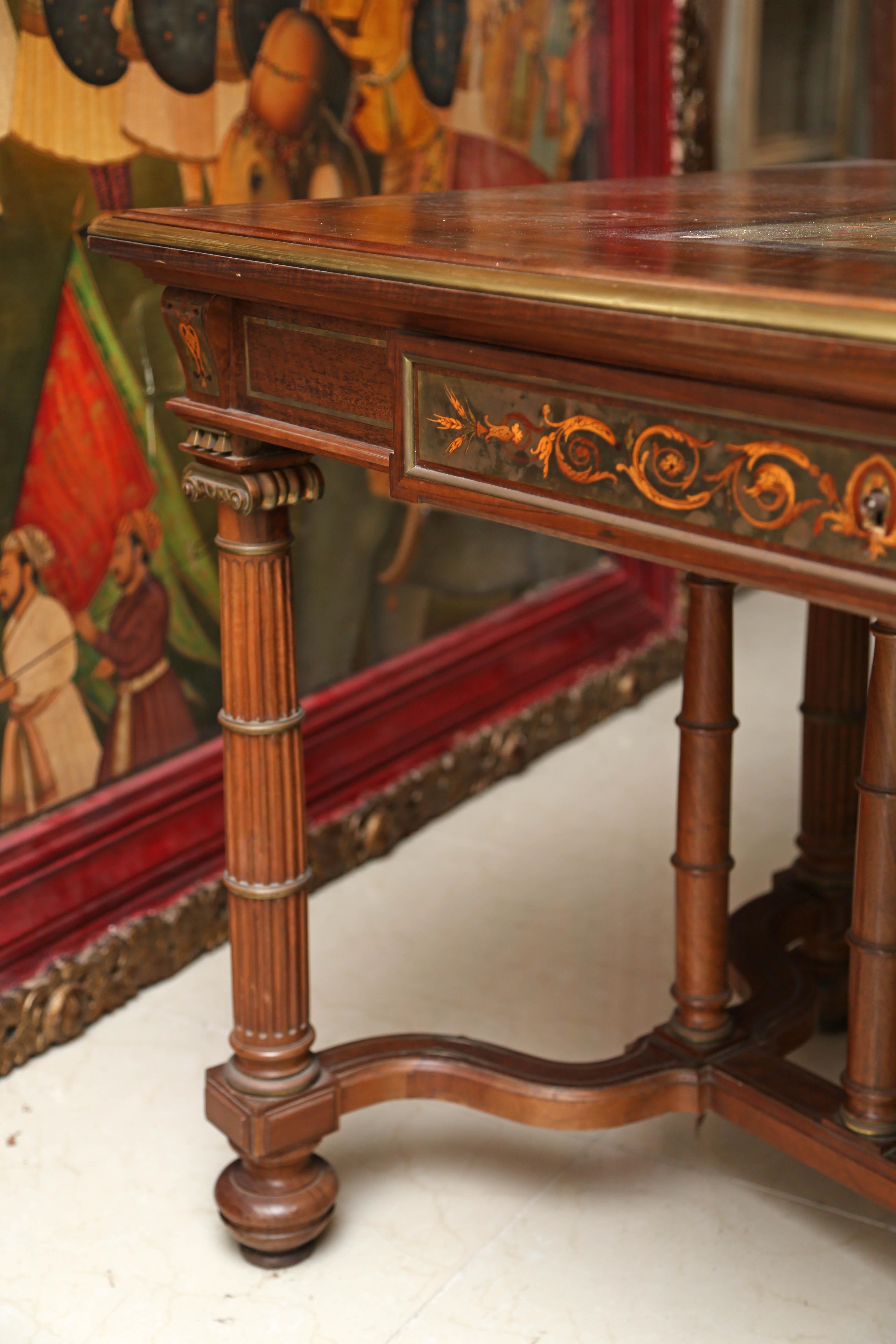 Superb 19th Century French Desk or Centre Table In Excellent Condition In West Palm Beach, FL