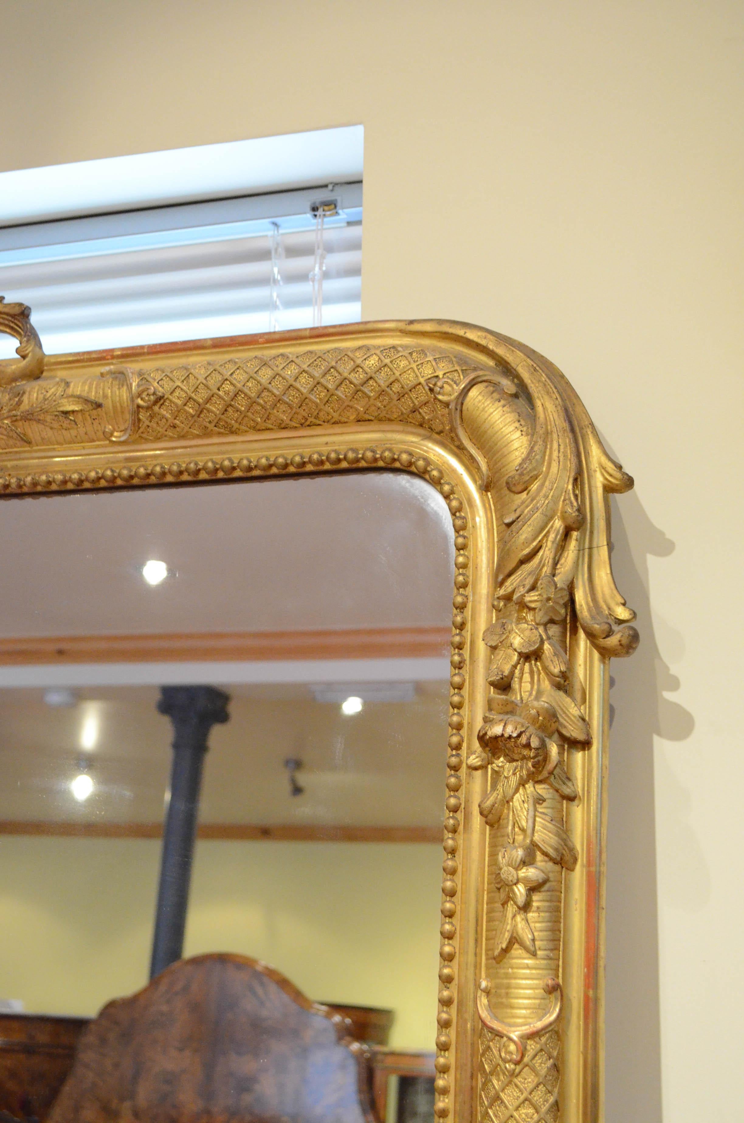 Mid-19th Century Superb 19th Century Giltwood Floor Standing Mirror