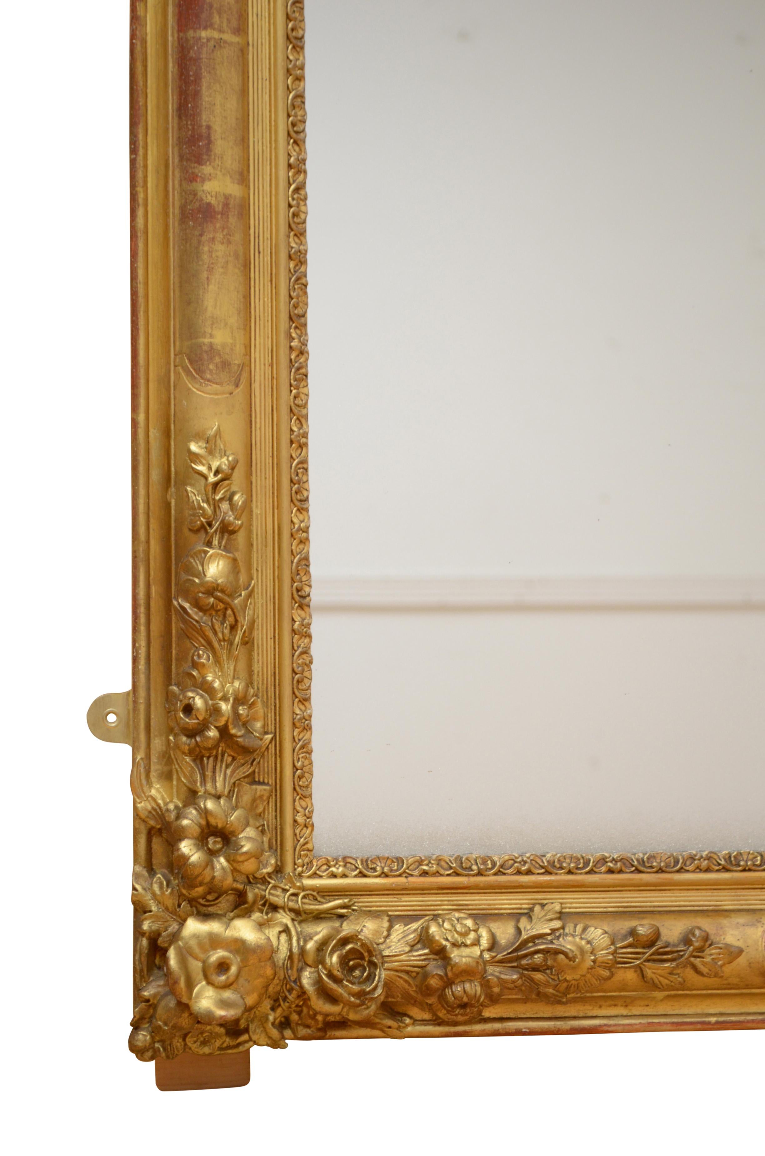 French Superb 19th Century Giltwood Wall Mirror