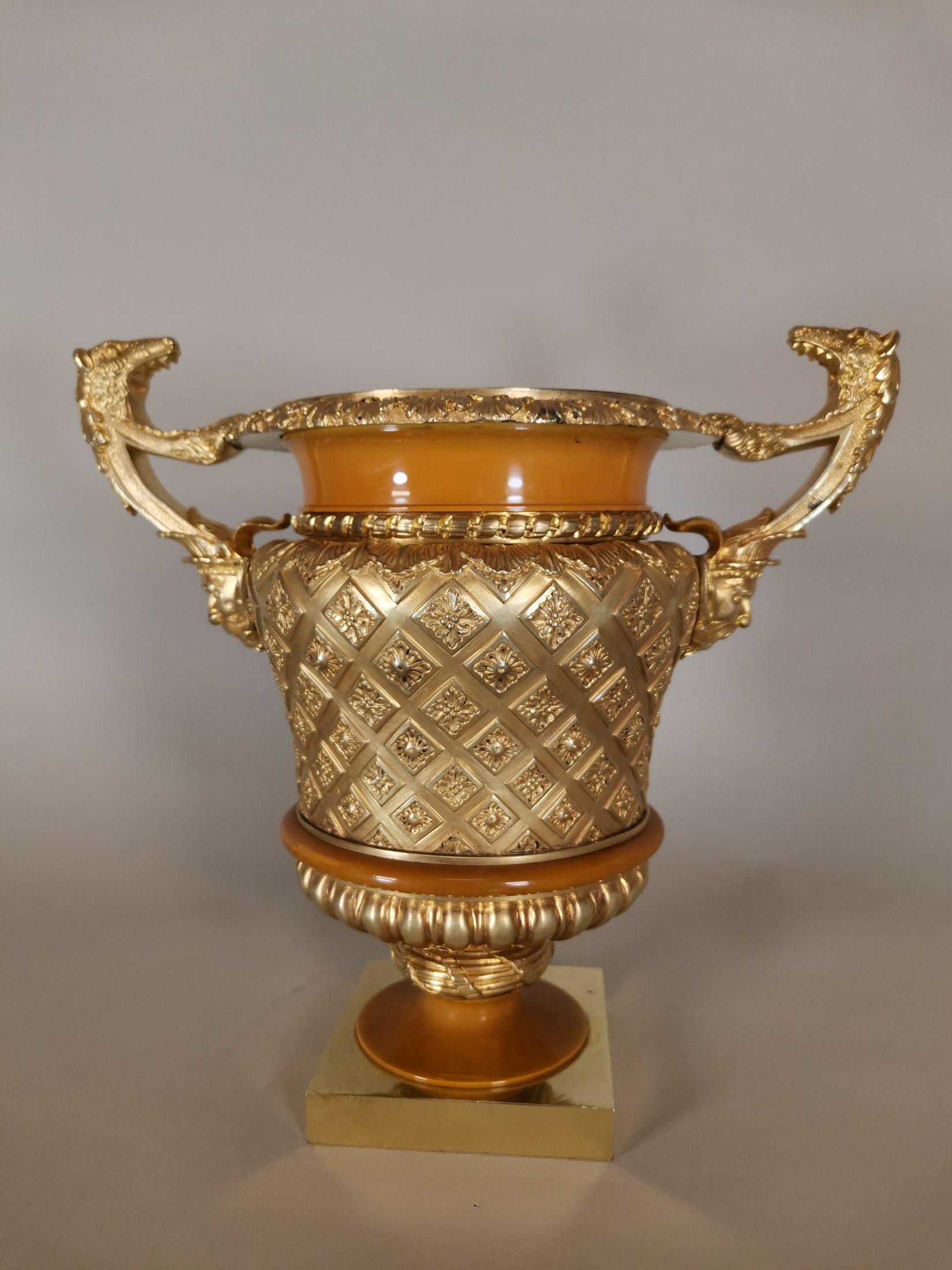 French Superb 19th Century Golden Bronze Vase Made in Gild Bronze For Sale
