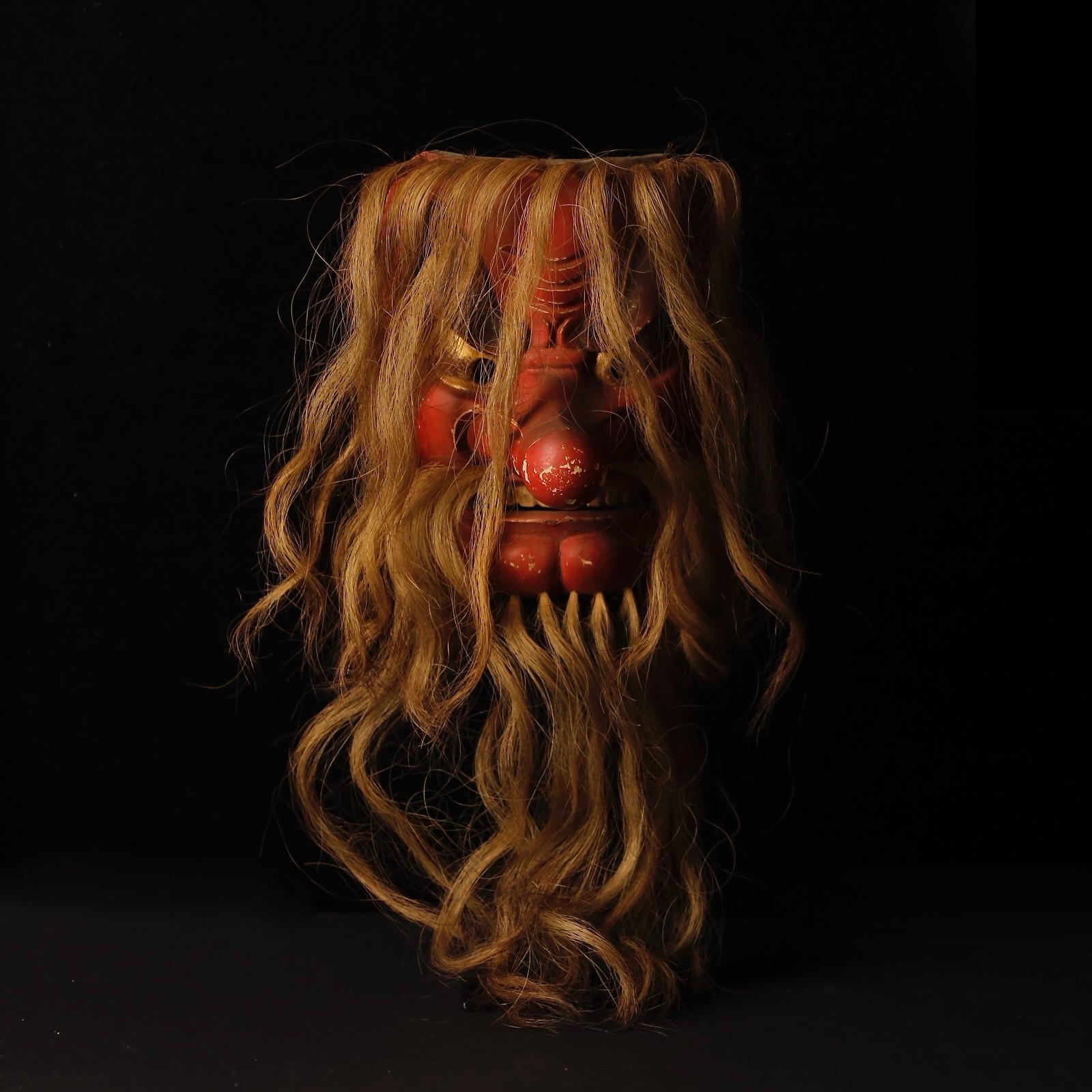 Bois Superbe masque de Tengu japonais du 19e siècle - Fin de la période Edo en vente