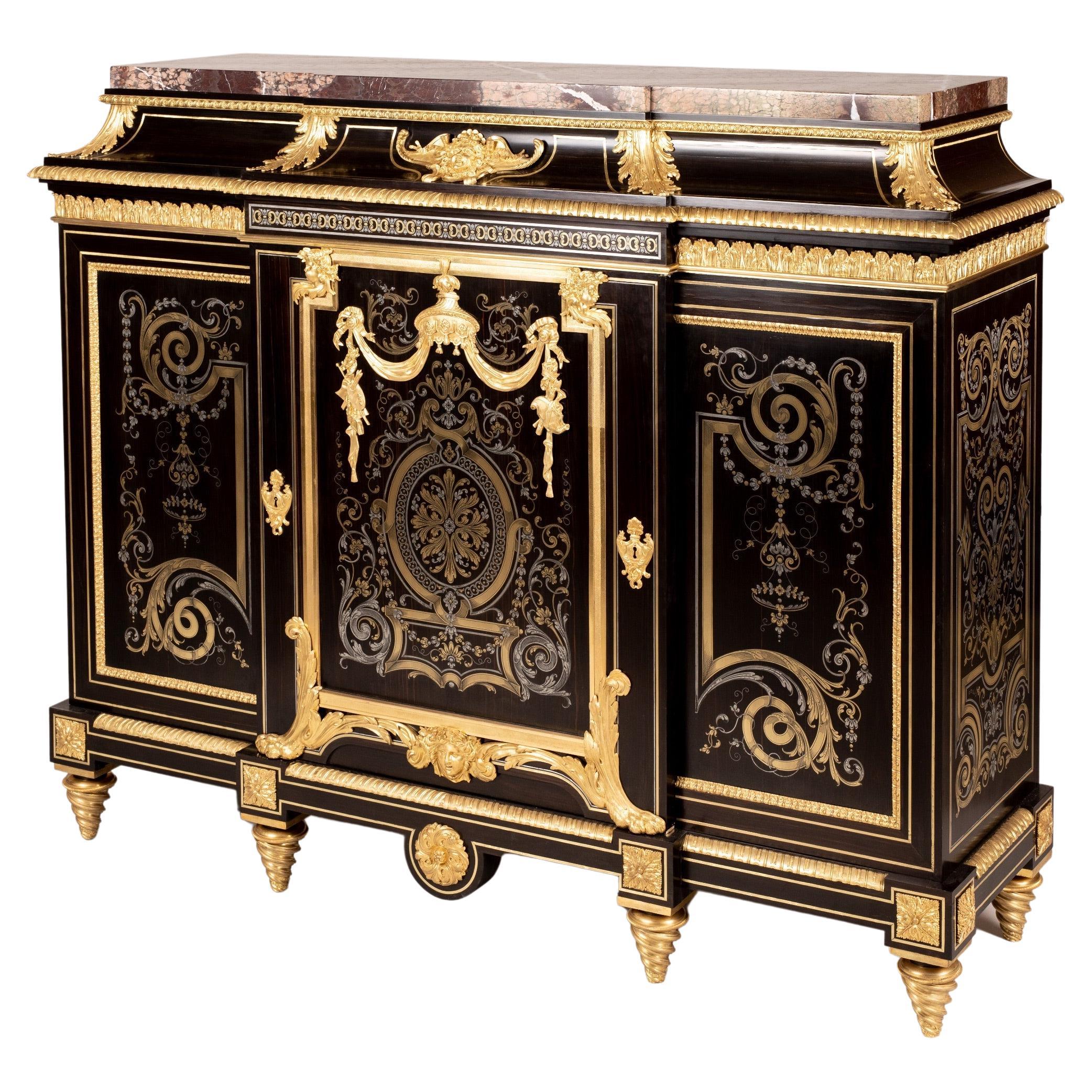 Superbe cabinet en marqueterie du 19ème siècle de style Louis XIV en vente