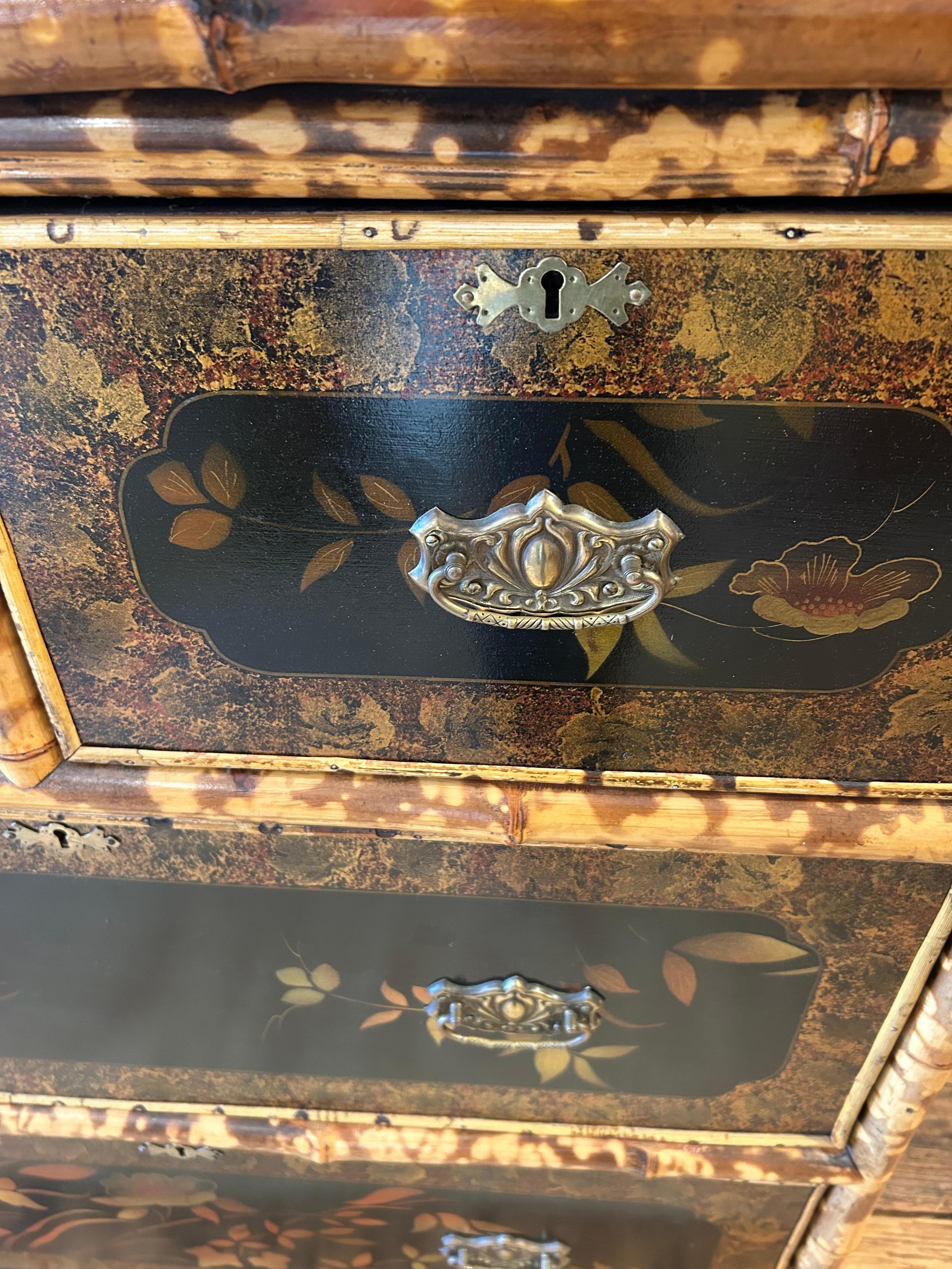 Superb 19th Century Split Bamboo & Chinoiserie Decorated Chest of Drawers For Sale 3