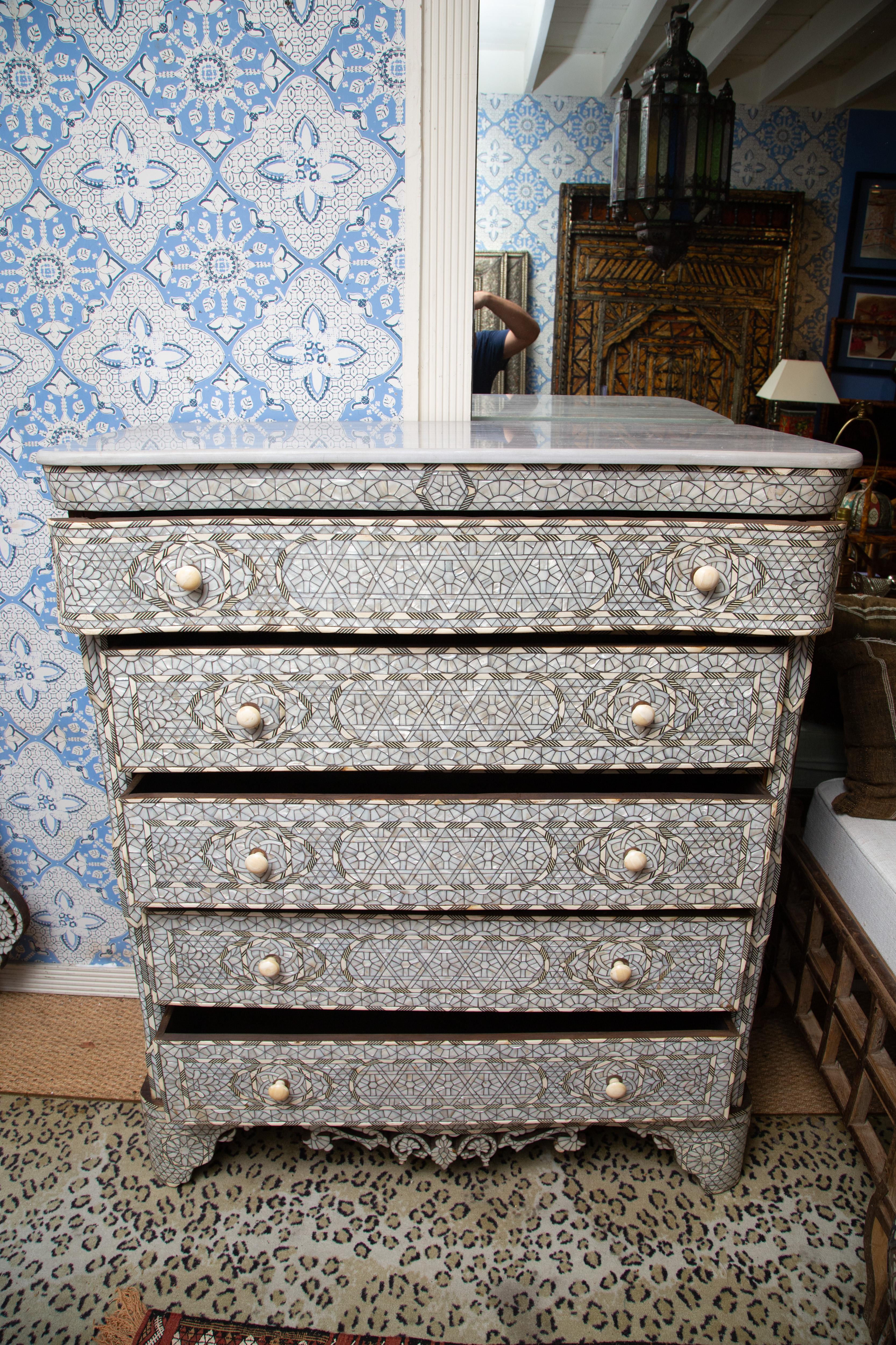Moroccan Superb 19th Century Syrian Five-Drawer Mother-of-Pearl Inlay Dresser