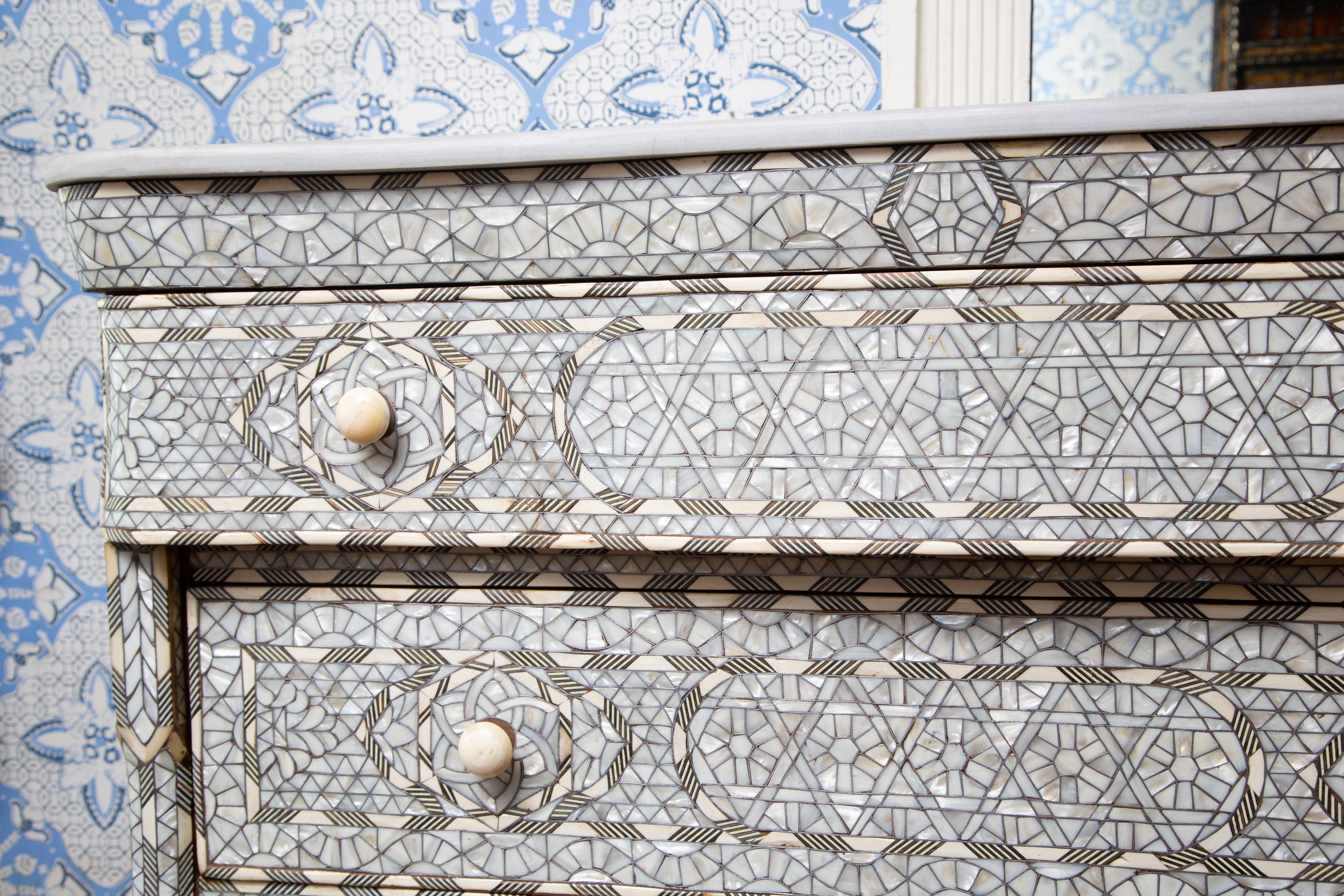 Mother-of-Pearl Superb 19th Century Moroccan Five-Drawer Mother of Pearl Inlay Dresser