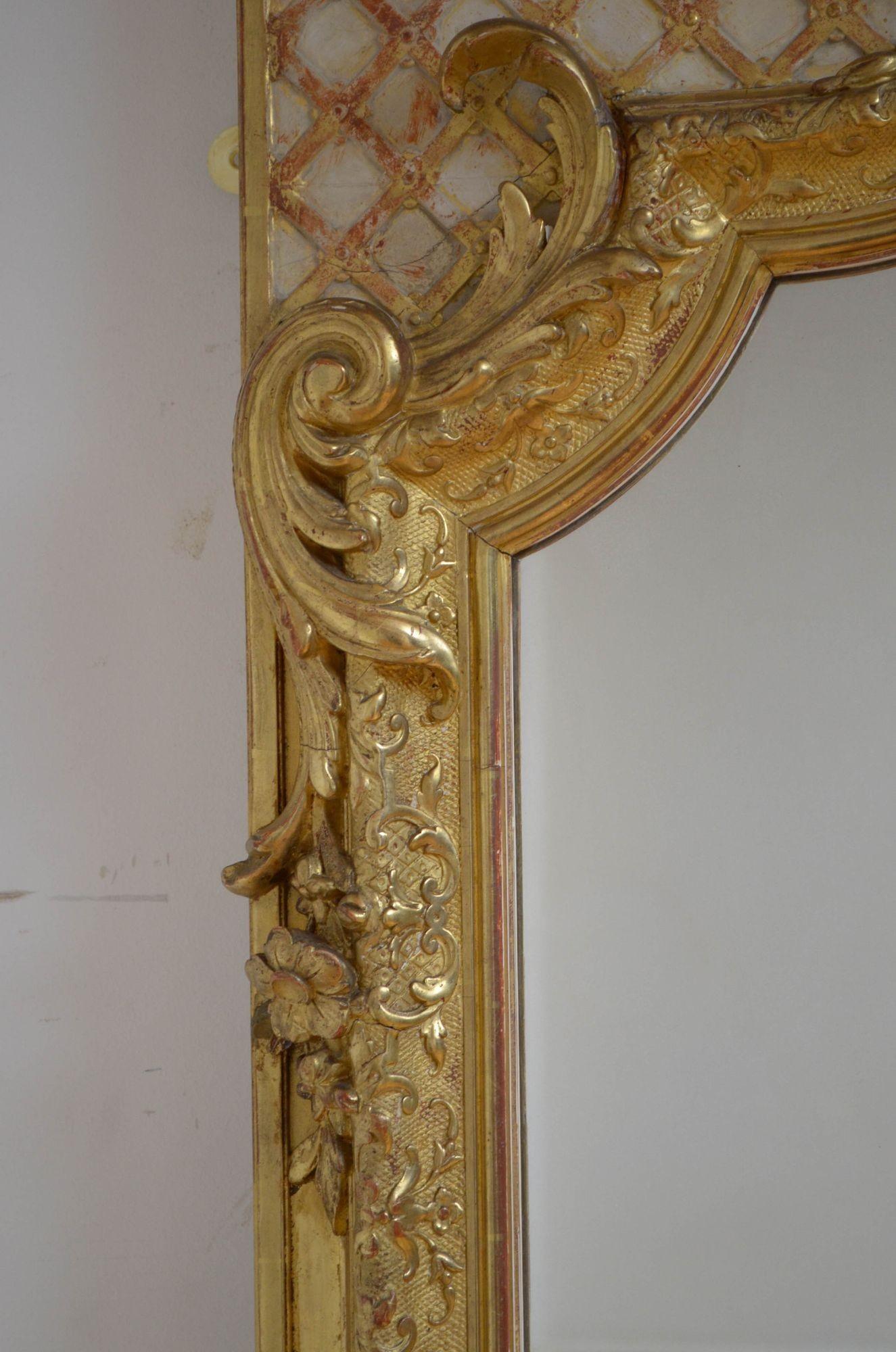 Gold Leaf Superb 19th Century Trumeau Mirror For Sale