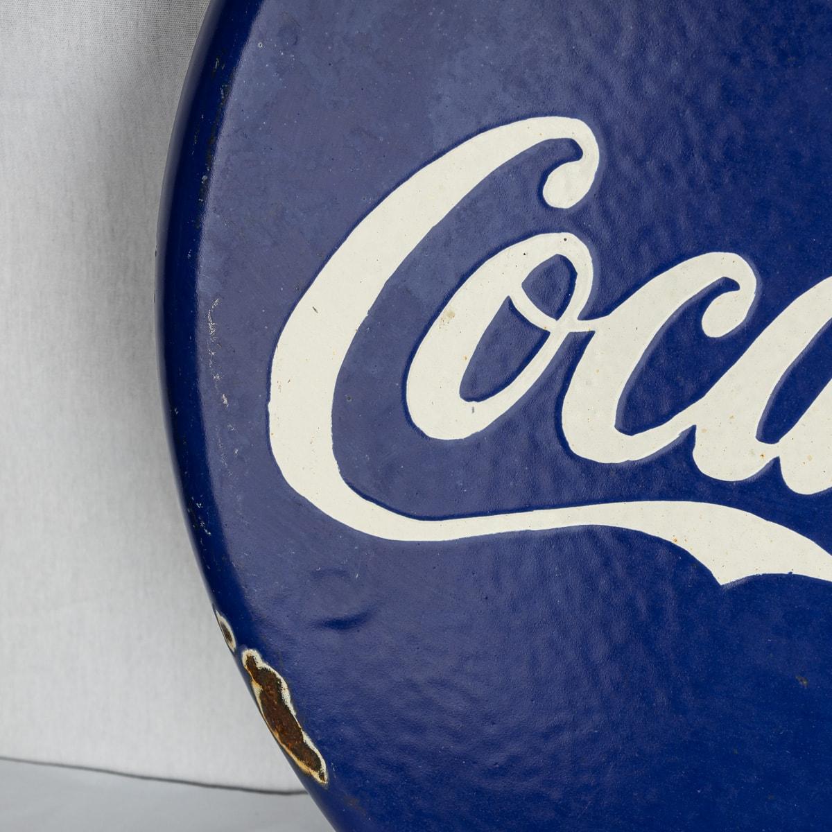Hervorragendes Werbeschild aus Coca Cola-Emaille des 20. Jahrhunderts, um 1950 im Zustand „Gut“ in Royal Tunbridge Wells, Kent