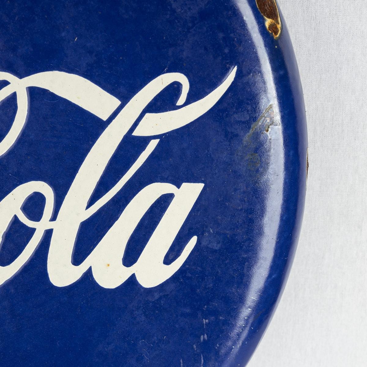 Hervorragendes Werbeschild aus Coca Cola-Emaille des 20. Jahrhunderts, um 1950 1