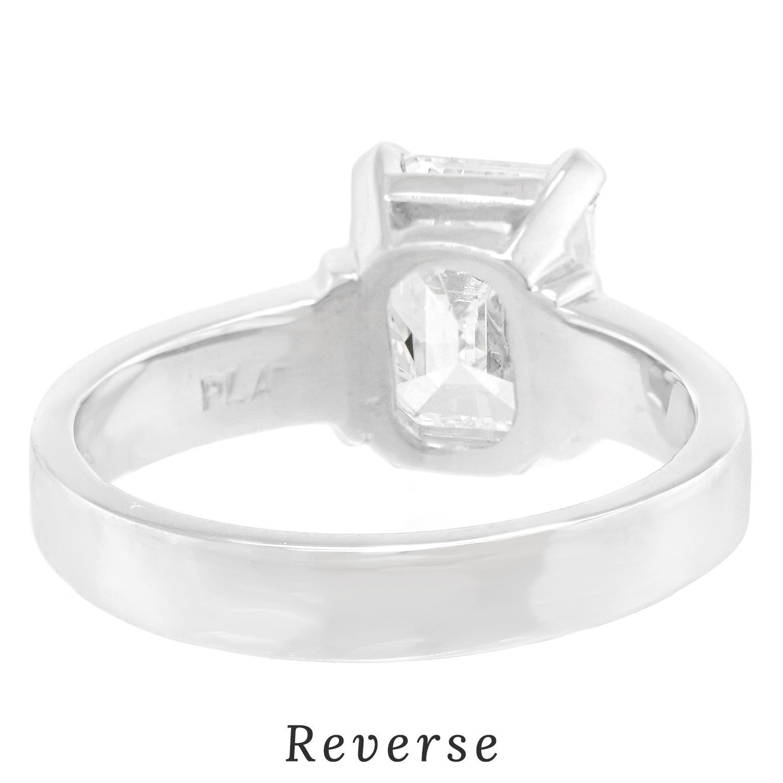 Superb 2.21 Carat E VVS1 Platinum Engagement Ring GIA For Sale 5