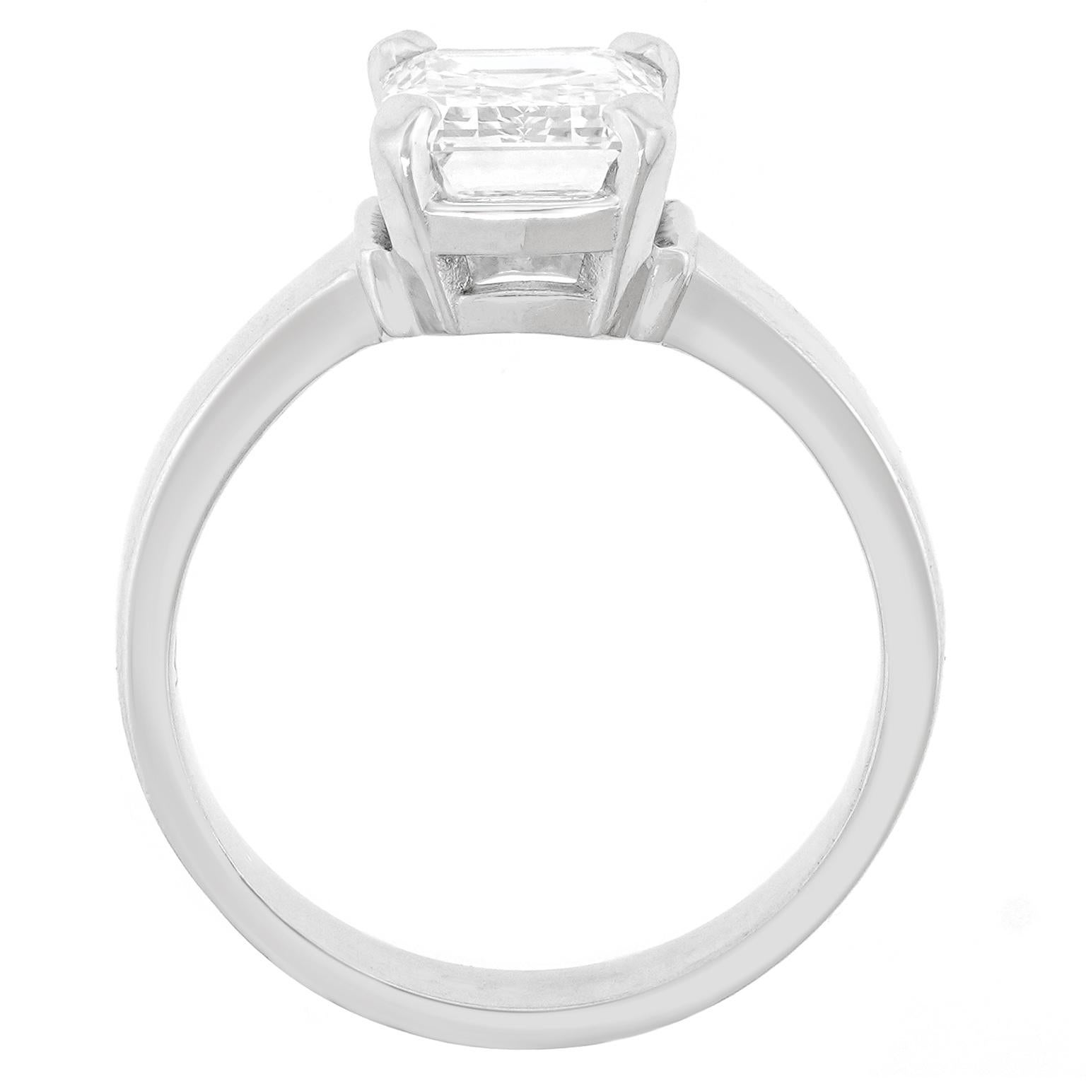 Superb 2.21 Carat E VVS1 Platinum Engagement Ring GIA For Sale 2