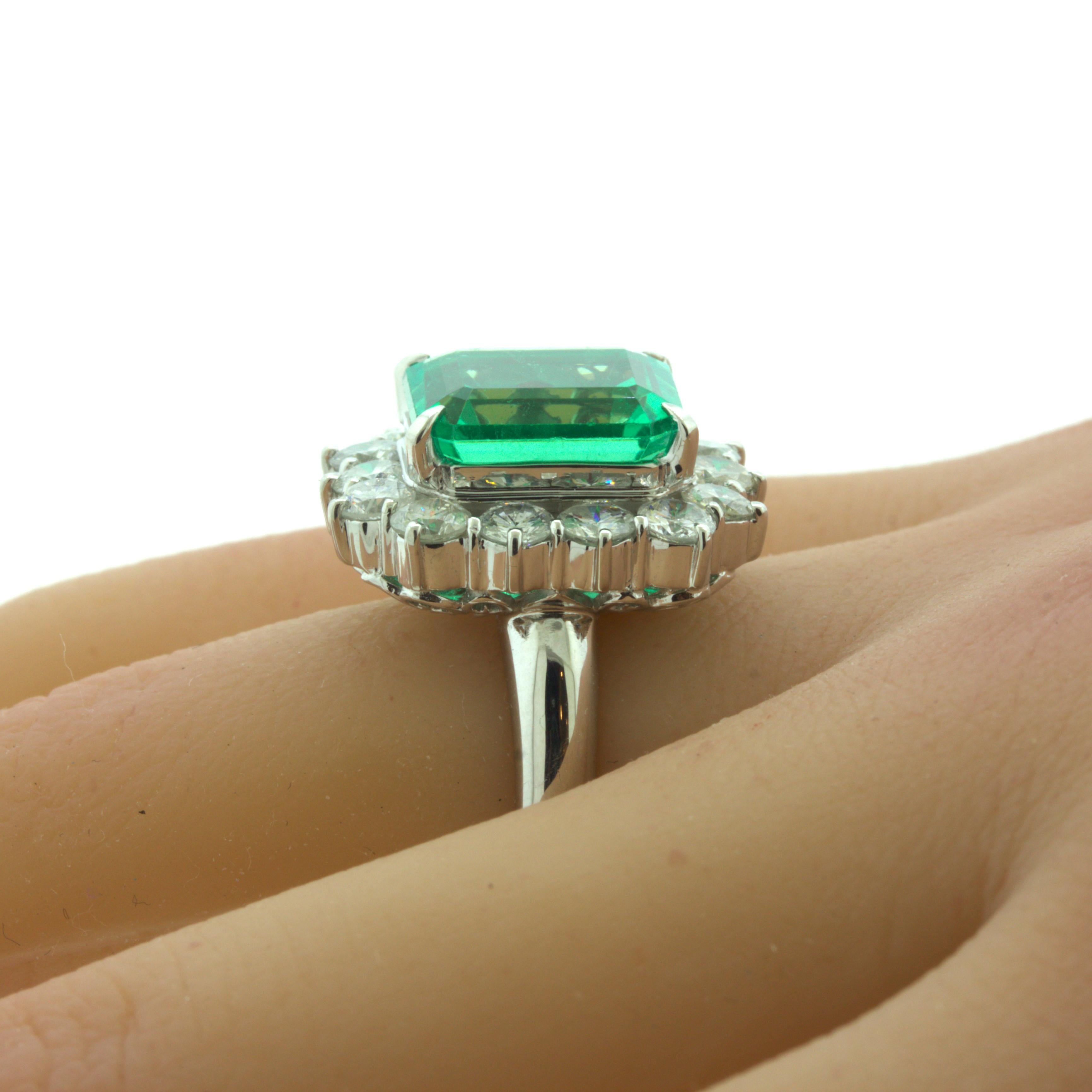 Superb 6.12 Carat Colombian Emerald Diamond Platinum Ring, GIA Certified 3