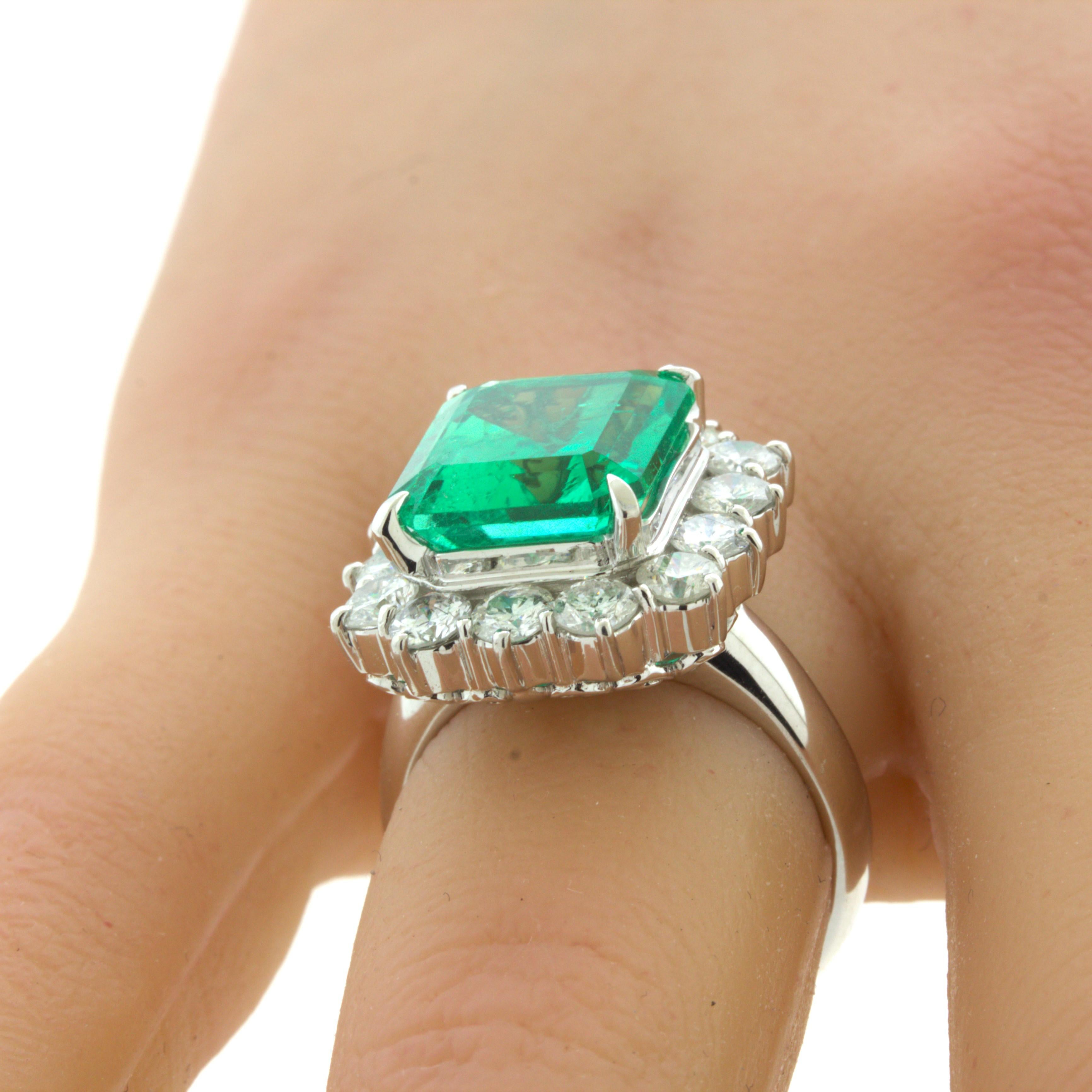 Superb 6.12 Carat Colombian Emerald Diamond Platinum Ring, GIA Certified 4