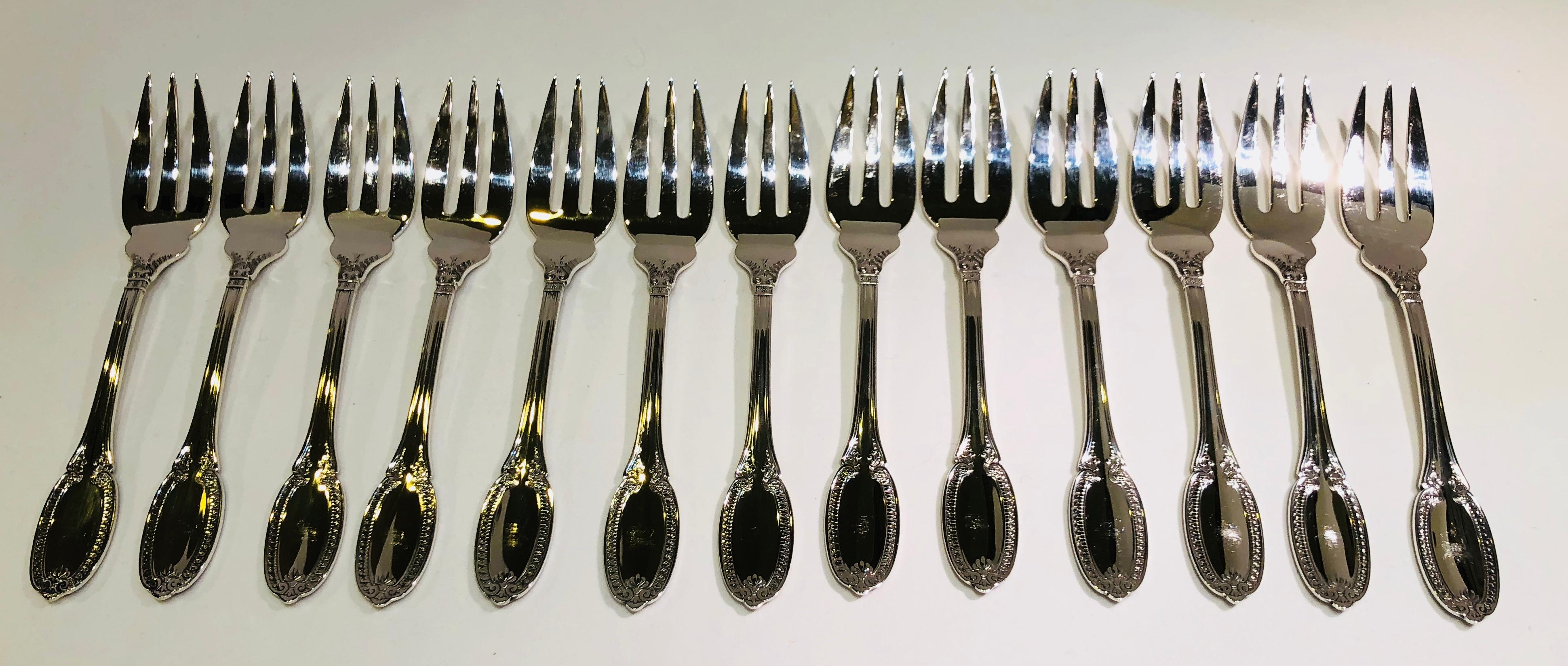 Hand-Crafted Superb 77 Piece Buccellati Sterling Silver Empire or Impero Flatware Set for 12