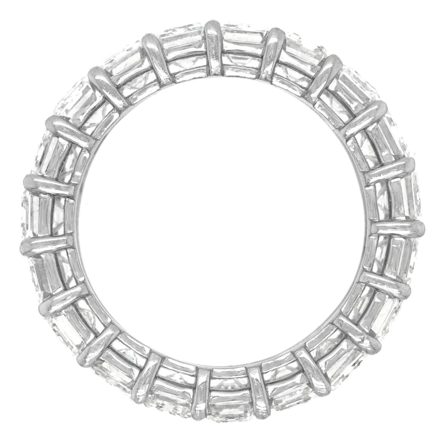 Superb 8.0cttw Emerald-cut Diamond Eternity Band Platinum For Sale 3