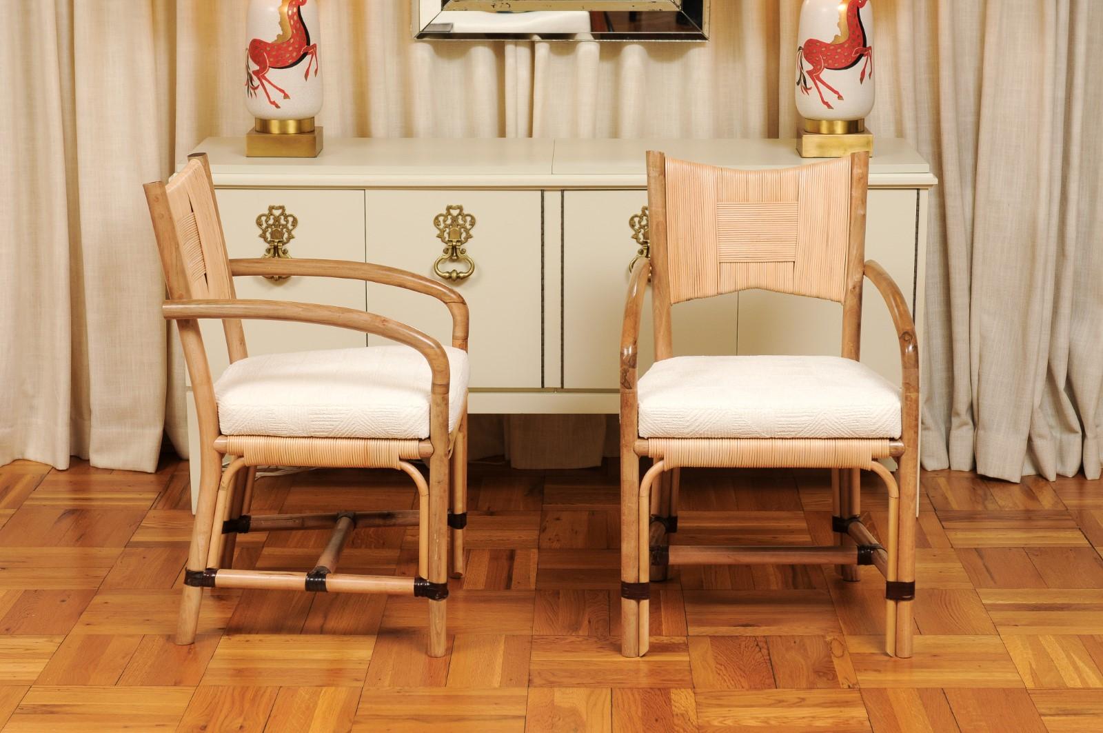 Fine XX secolo Superbo set di 12 sedie da pranzo in canna merbau ALL ARMS di John Hutton per Donghia in vendita