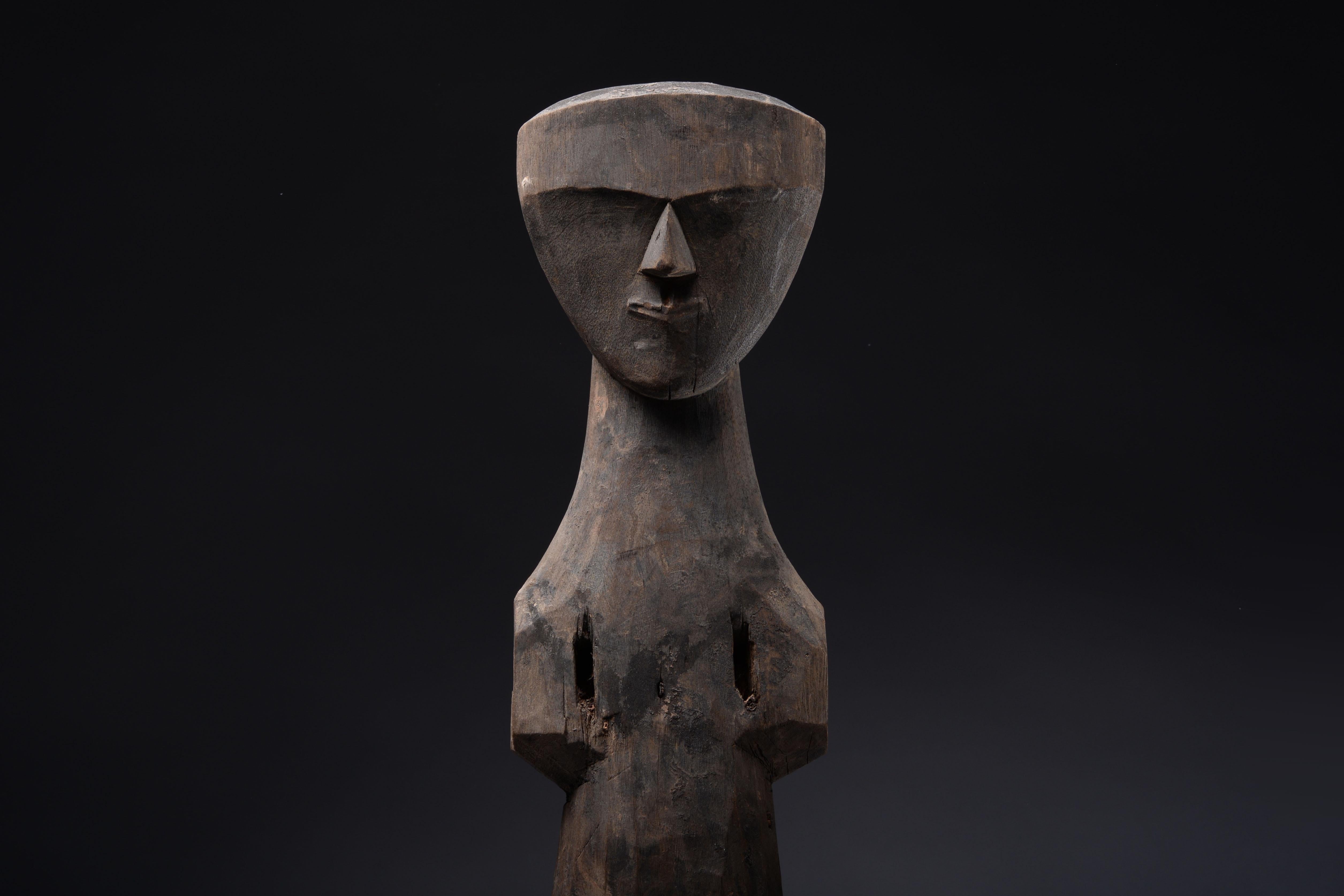 Ancient Chinese Chu Kingdom Wooden Spirit Figure In Excellent Condition In London, GB