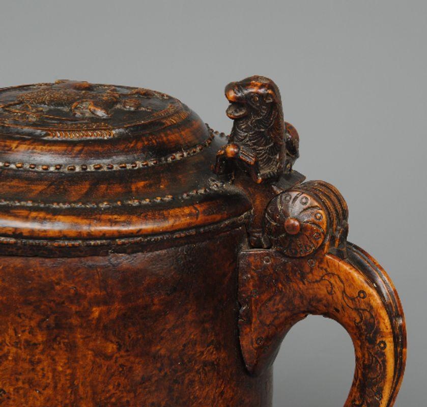 18th Century Superb and Large Example of a Norwegian Burr Wood Peg Tankard