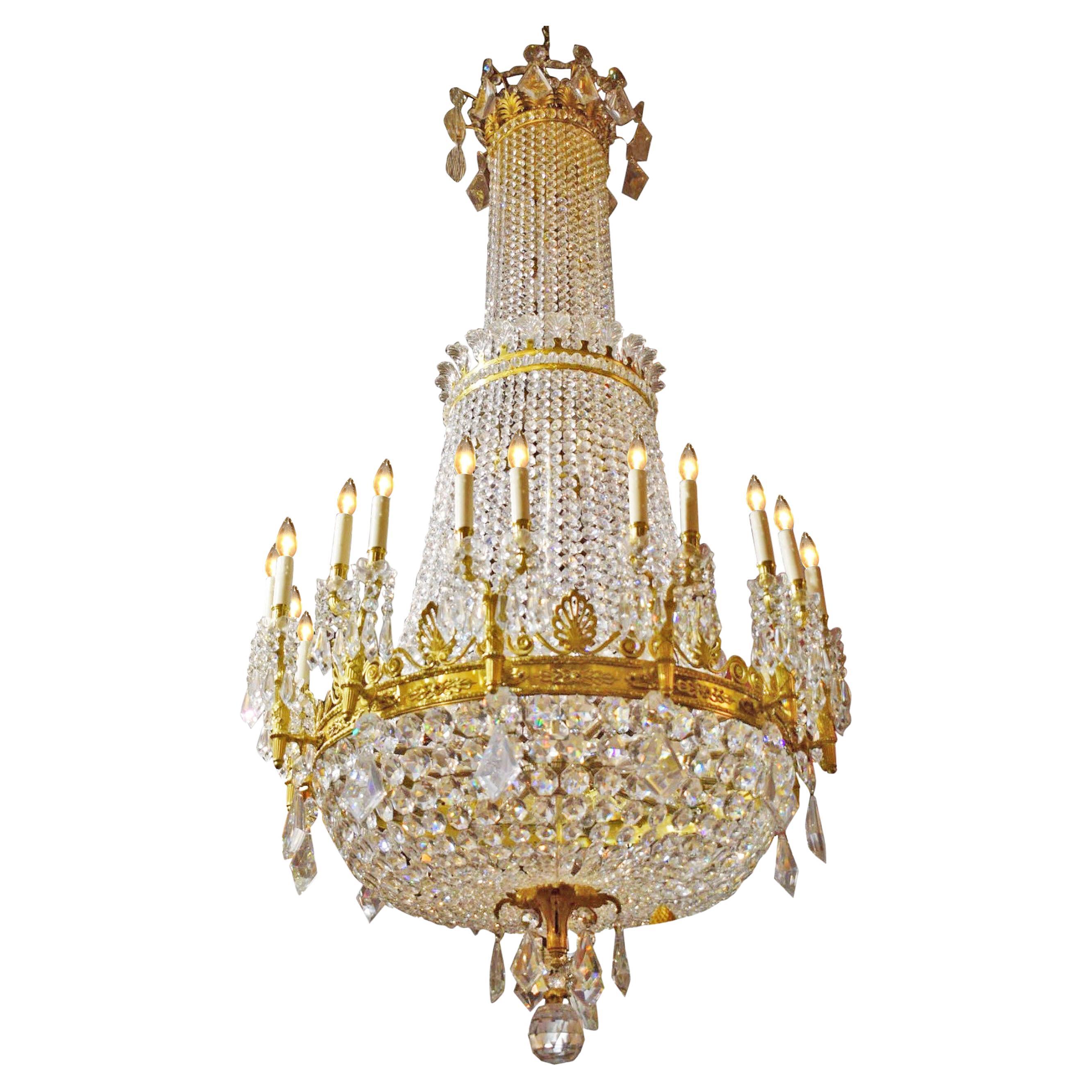 Superb and Very Fine Regency Style English Chandelier