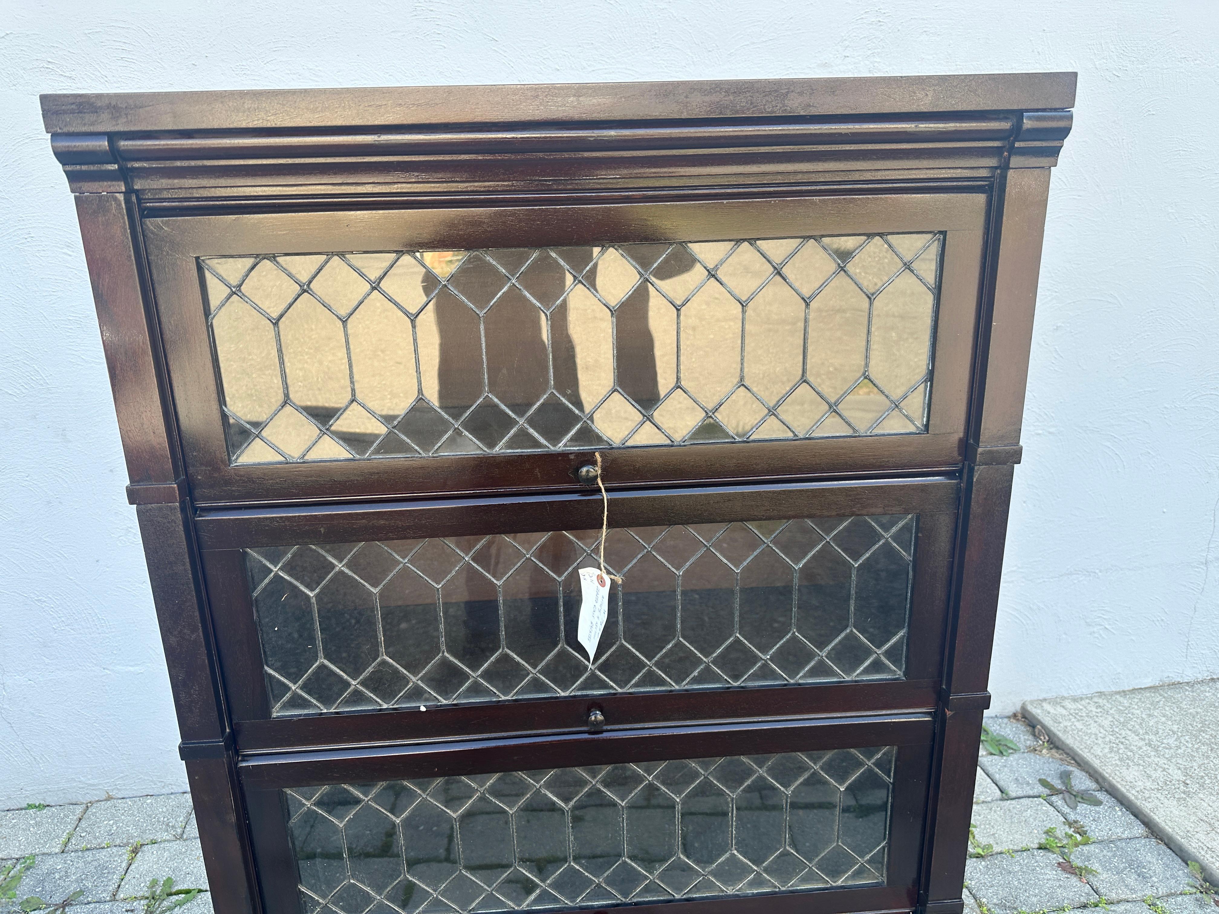 Arts and Crafts SUPERB Antique Barrister Bookcase by Michigan Chair Company from Early 1900s.
