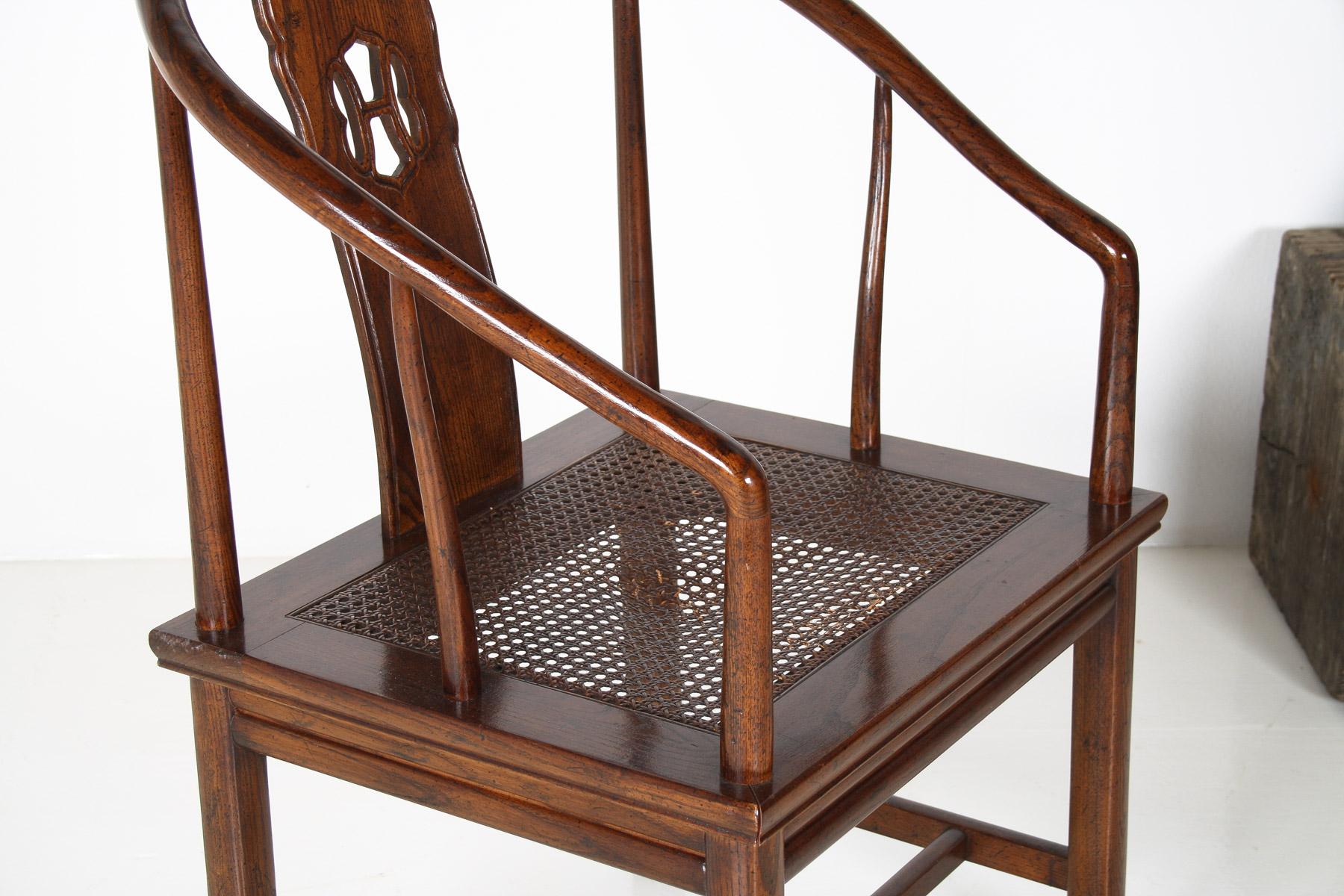 20ième siècle Superbe chaise d'appoint chinoise ancienne en fer à cheval Hongmu fin Qing en vente